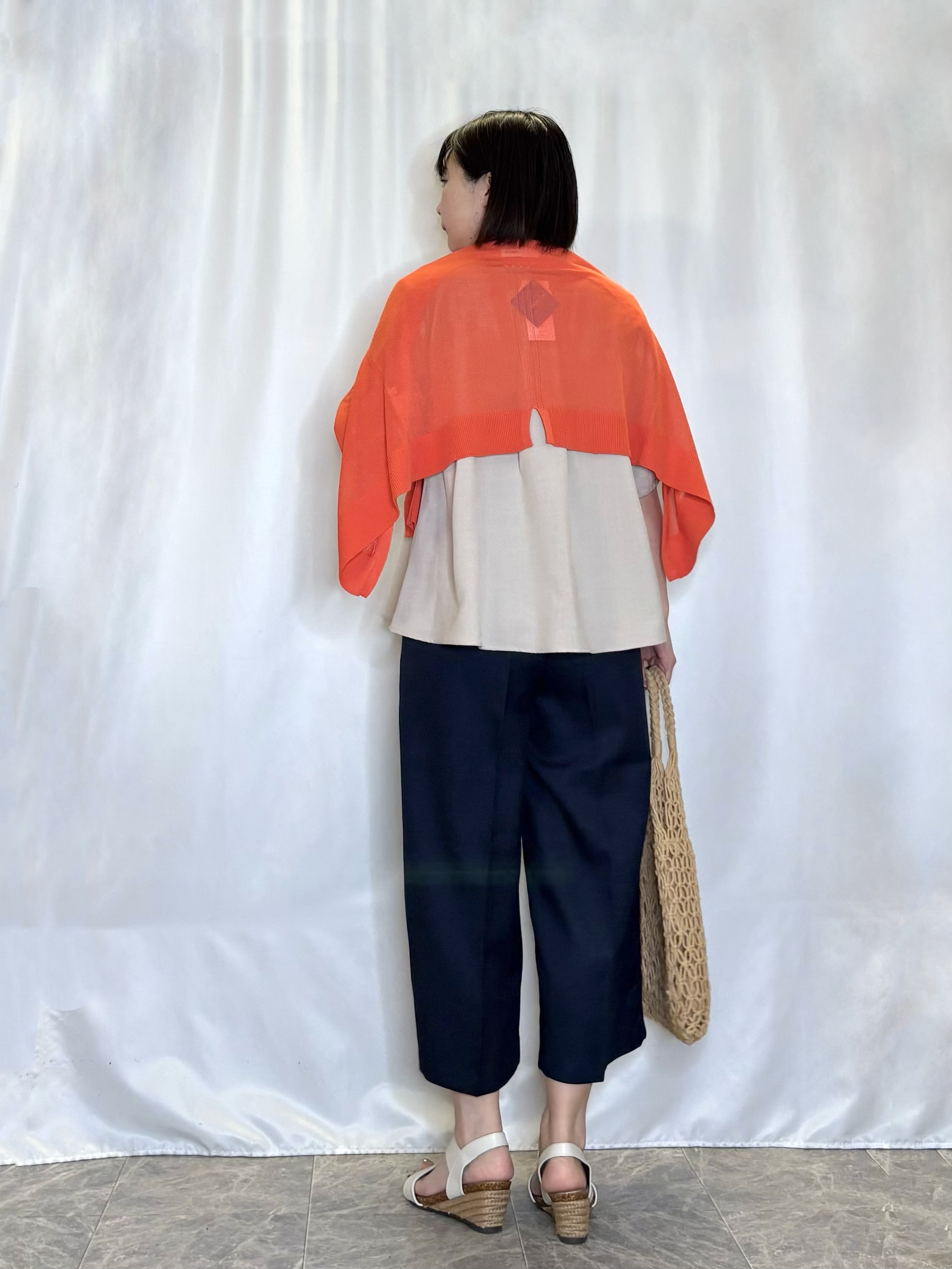 ネリさんの「SHOO･LA･RUE｜【ひんやり/洗濯機可/S-LL】オンにもオフにも マルチに使えるボタンレスカーディガン」を使ったコーディネート