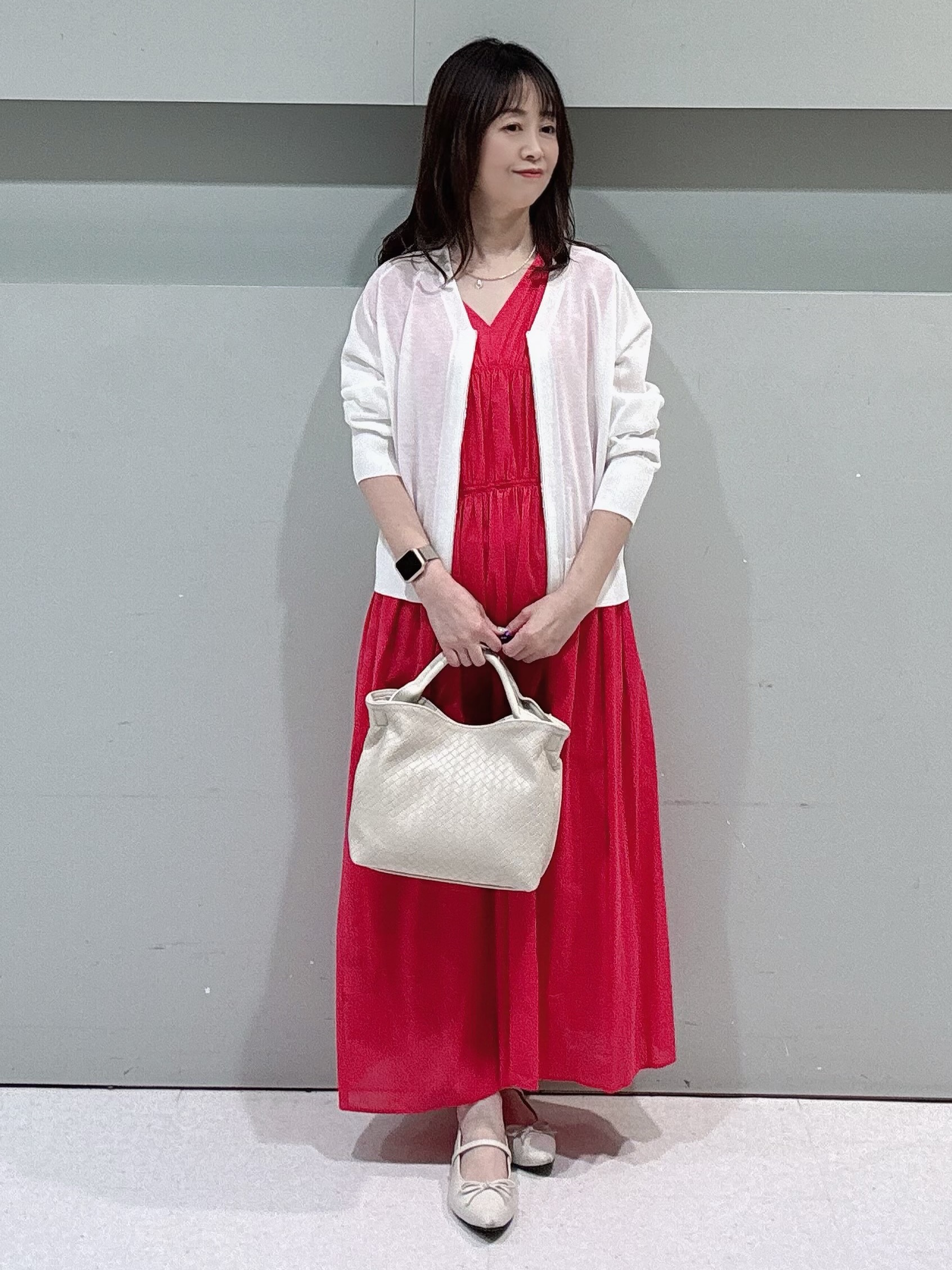 makiさんの「UNTITLED｜【アンサンブル可/日除け・冷房対策】シアーレーヨンZIPカーディガン」を使ったコーディネート