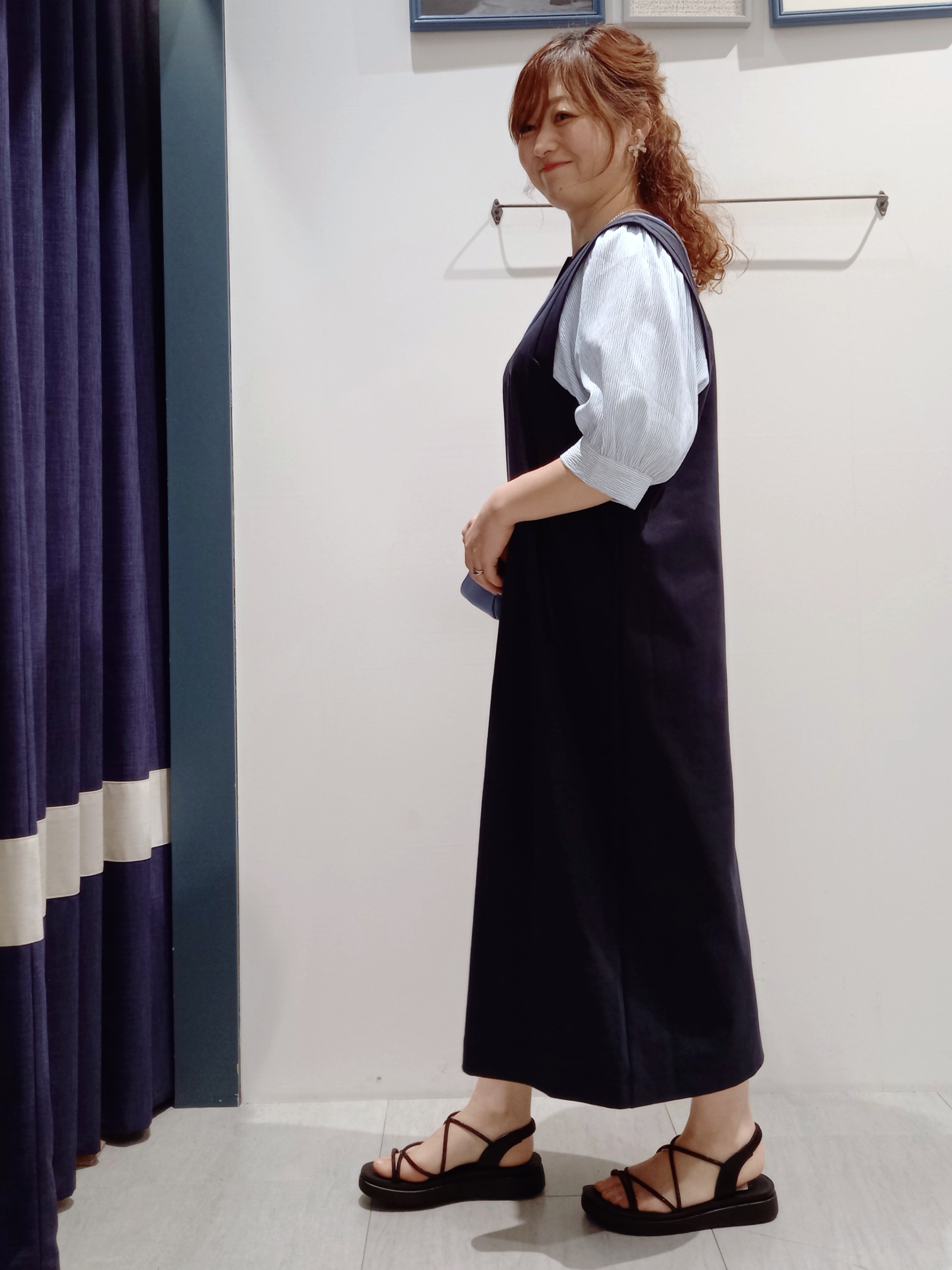 miiさんの「grove｜高評価！【体型カバー/洗える】袖布帛ポンチワンピース」を使ったコーディネート