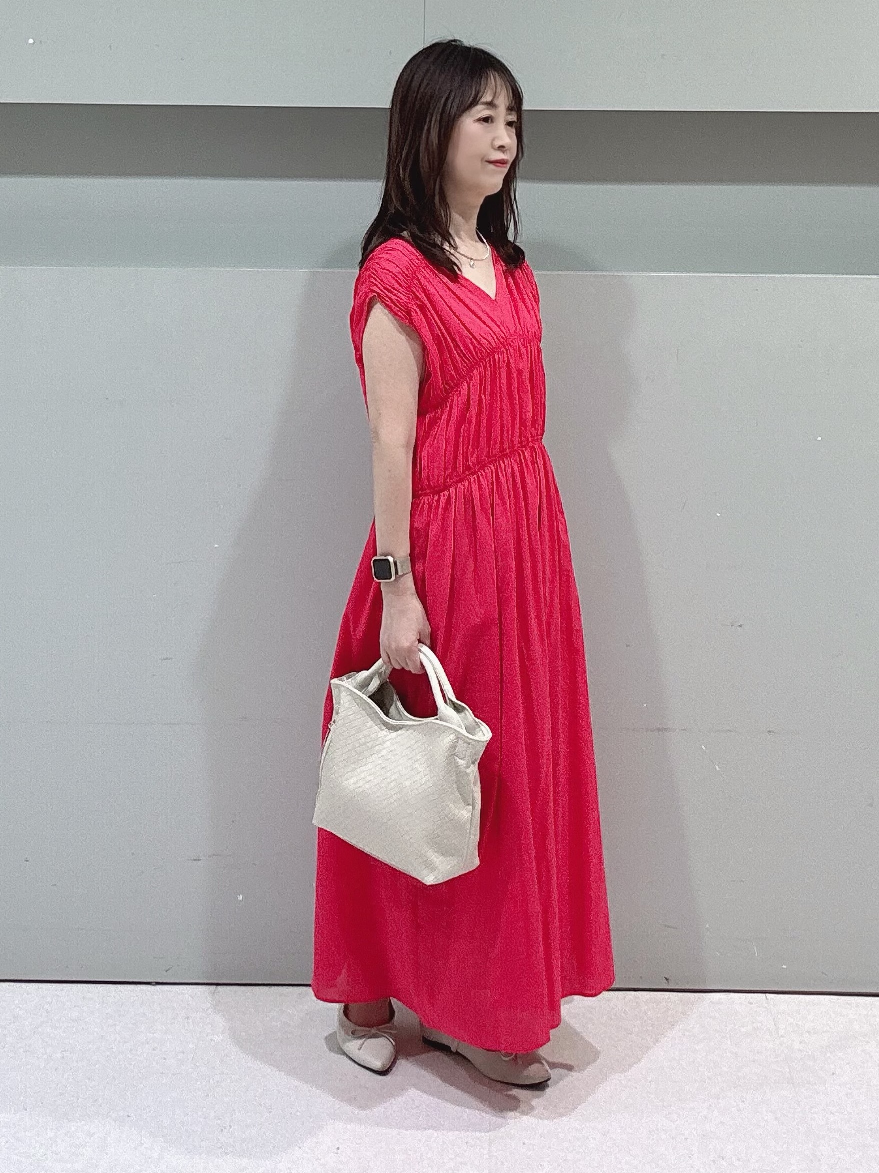 makiさんの「UNTITLED｜【アンサンブル可/日除け・冷房対策】シアーレーヨンZIPカーディガン」を使ったコーディネート