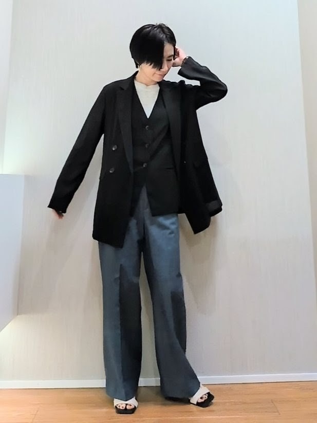 ミズタさんの「UNTITLED｜【セットアップ可/接触冷感/通気性】ドライシアーダブルジャケット」を使ったコーディネート