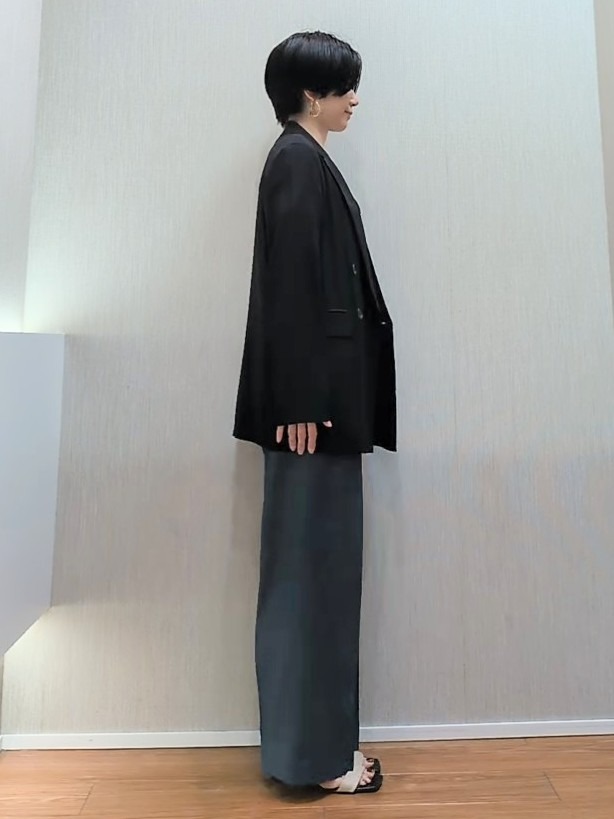 ミズタさんの「UNTITLED｜【セットアップ可/接触冷感/通気性】ドライシアーダブルジャケット」を使ったコーディネート