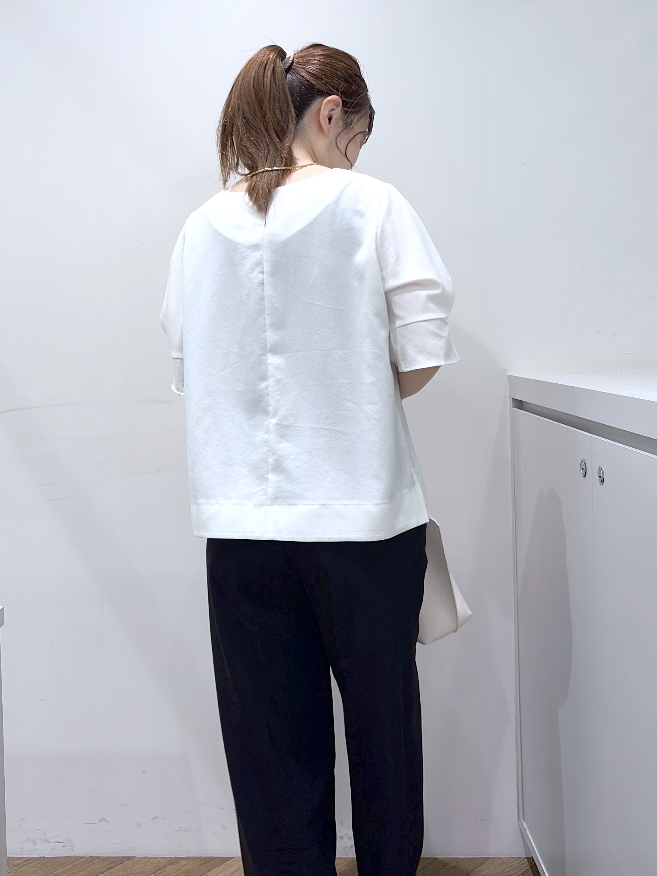 Junさんの「index｜【接触冷感】タックパフスリーブブラウス《吸水速乾／防シワ／洗濯機OK／XS～3L／6col》」を使ったコーディネート