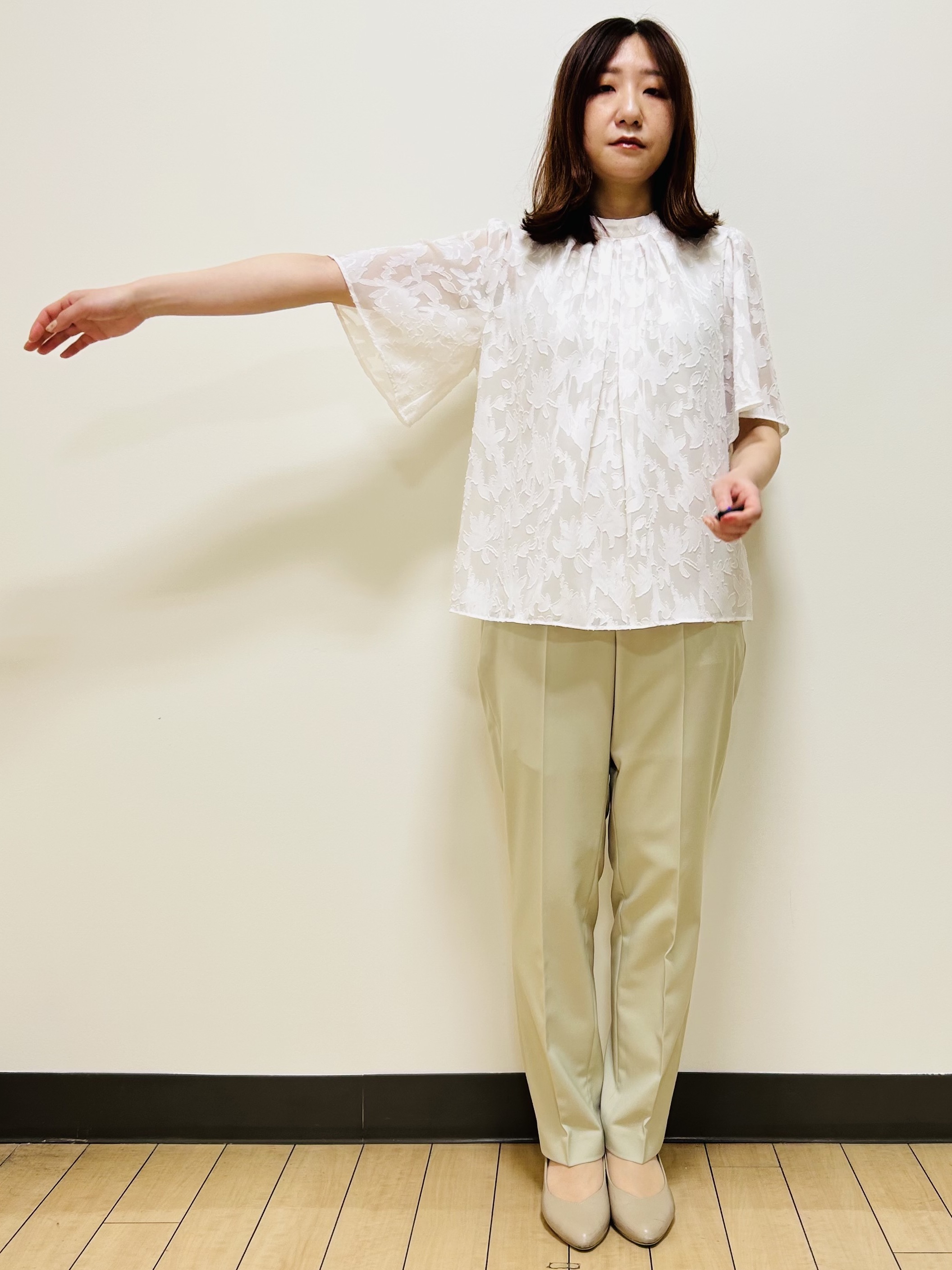 miiiさんの「Reflect｜【選べる2柄／セットアップ可】プチスタンドカラーブラウス」を使ったコーディネート