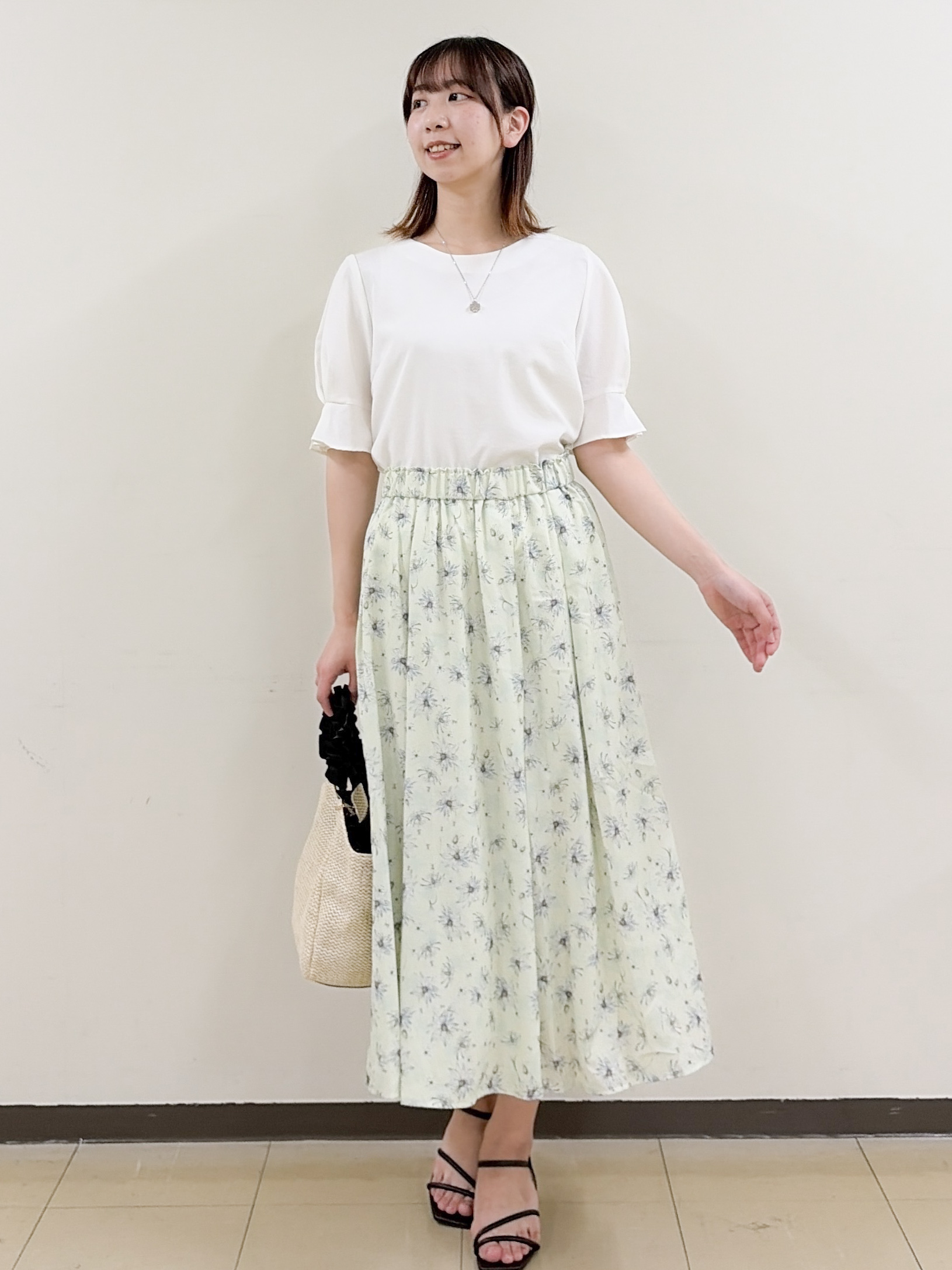 yurinaさんの「index｜【UVケア／接触冷感】シアータックスリーブドッキングTシャツ《洗濯機OK》」を使ったコーディネート