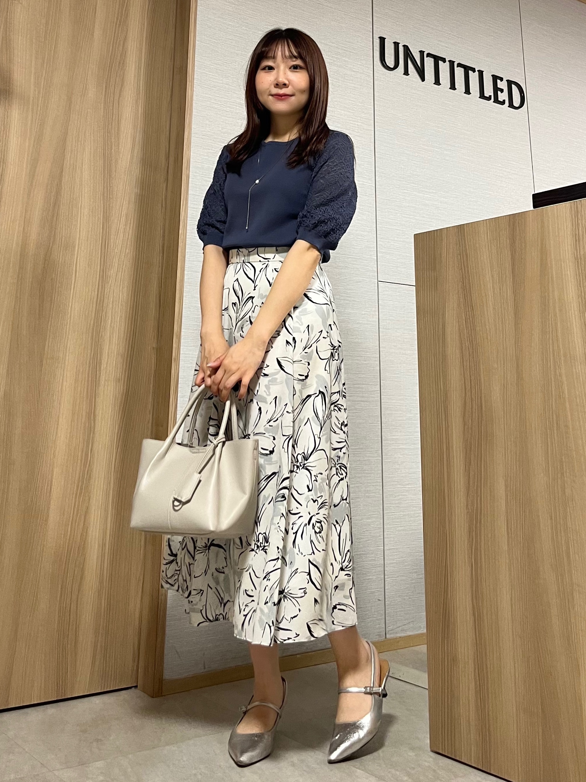 KAHOさんの「UNTITLED｜【洗える】エレガンススリーブニット」を使ったコーディネート
