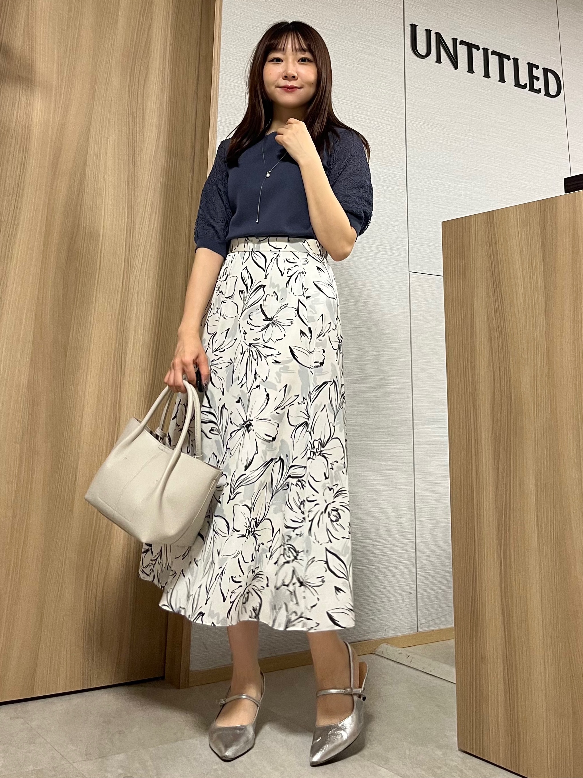 KAHOさんの「UNTITLED｜【洗える】エレガンススリーブニット」を使ったコーディネート