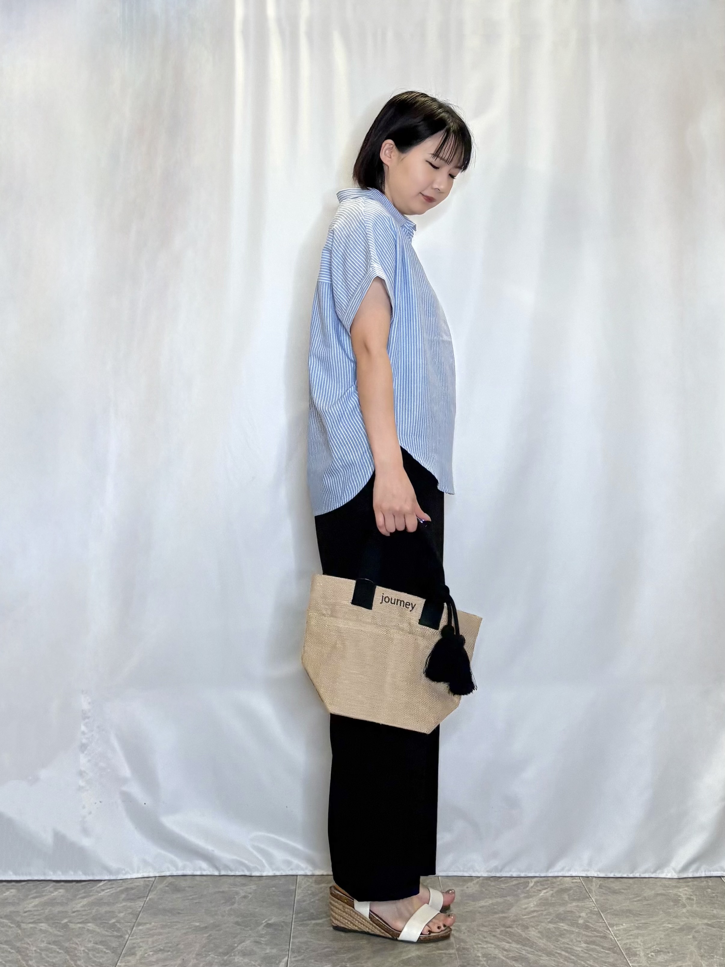 ネリさんの「SHOO･LA･RUE｜【ひんやり/UV】インせず着られる フレンチリネンスキッパーシャツ」を使ったコーディネート