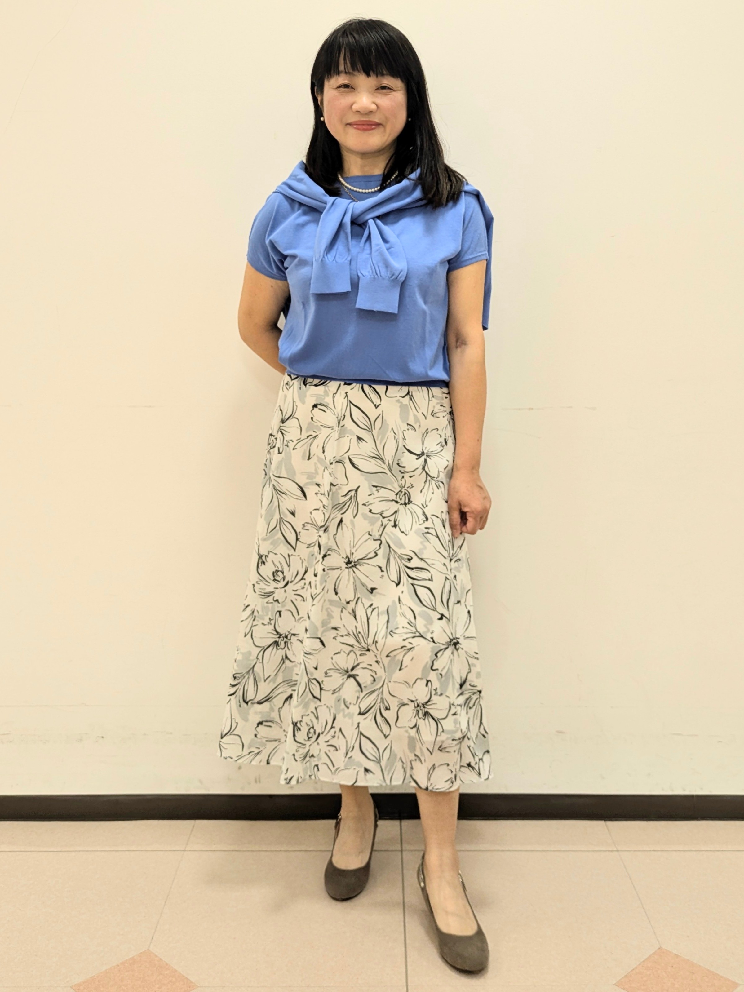 ともさんの「UNTITLED｜【9色展開/アンサンブル可】コットンクルーネックカーディガン」を使ったコーディネート