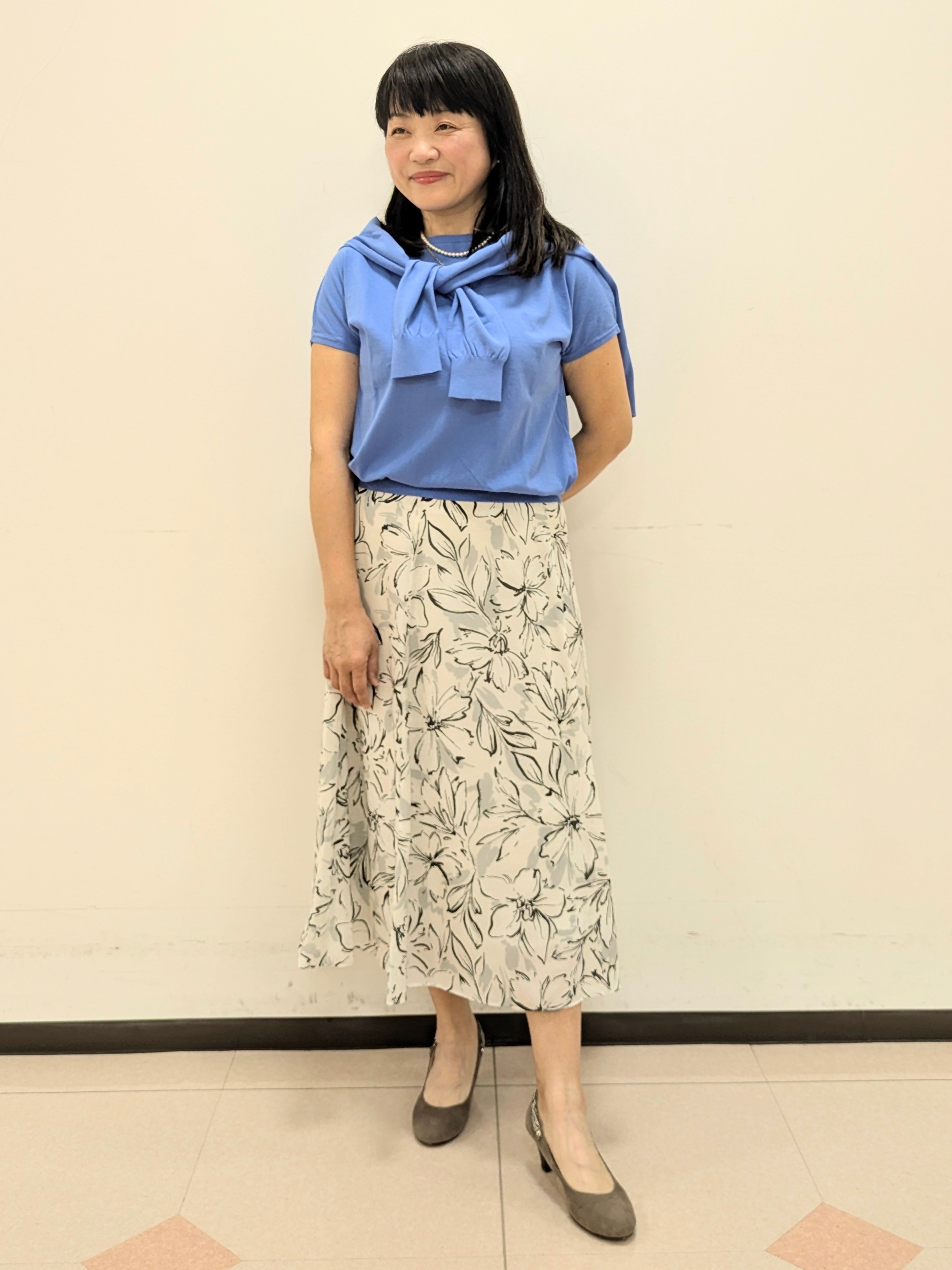 ともさんの「UNTITLED｜【9色展開/アンサンブル可】コットンクルーネックカーディガン」を使ったコーディネート