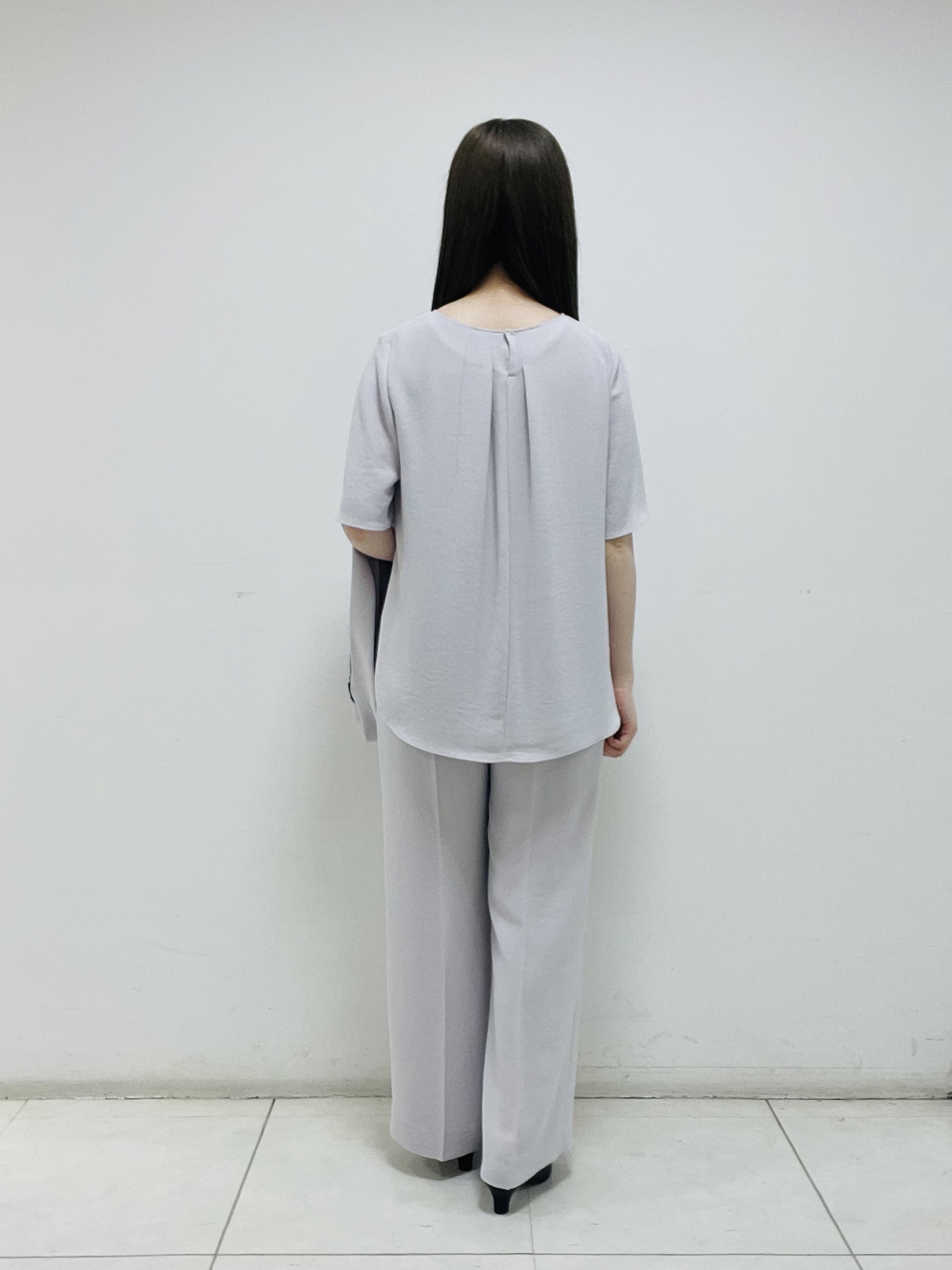 mさんの「INDIVI｜【着る日傘】シフォンドッキングブラウス」を使ったコーディネート