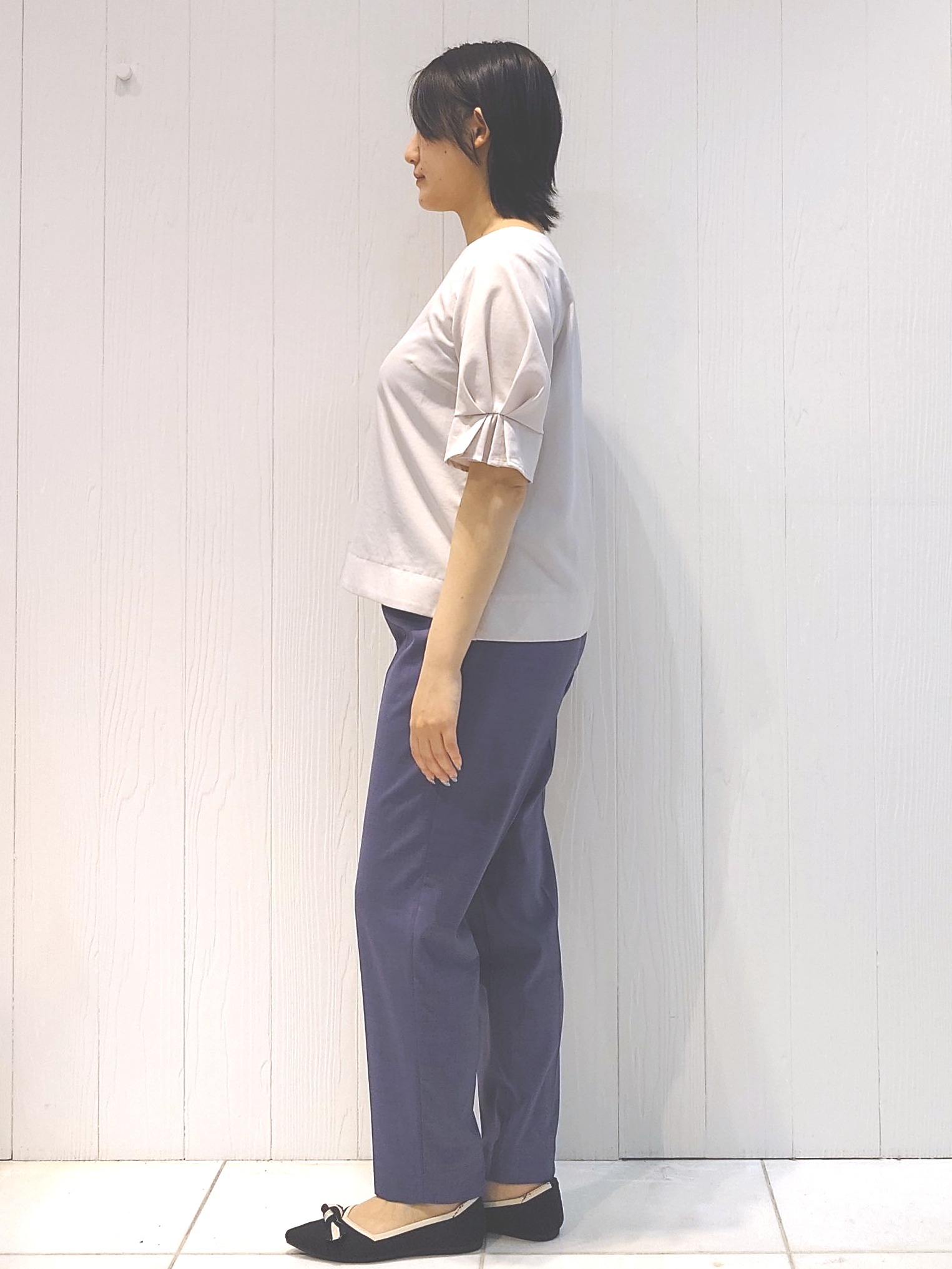 haruさんの「index｜【接触冷感】タックパフスリーブブラウス《吸水速乾／防シワ／洗濯機OK／XS～3L／6col》」を使ったコーディネート