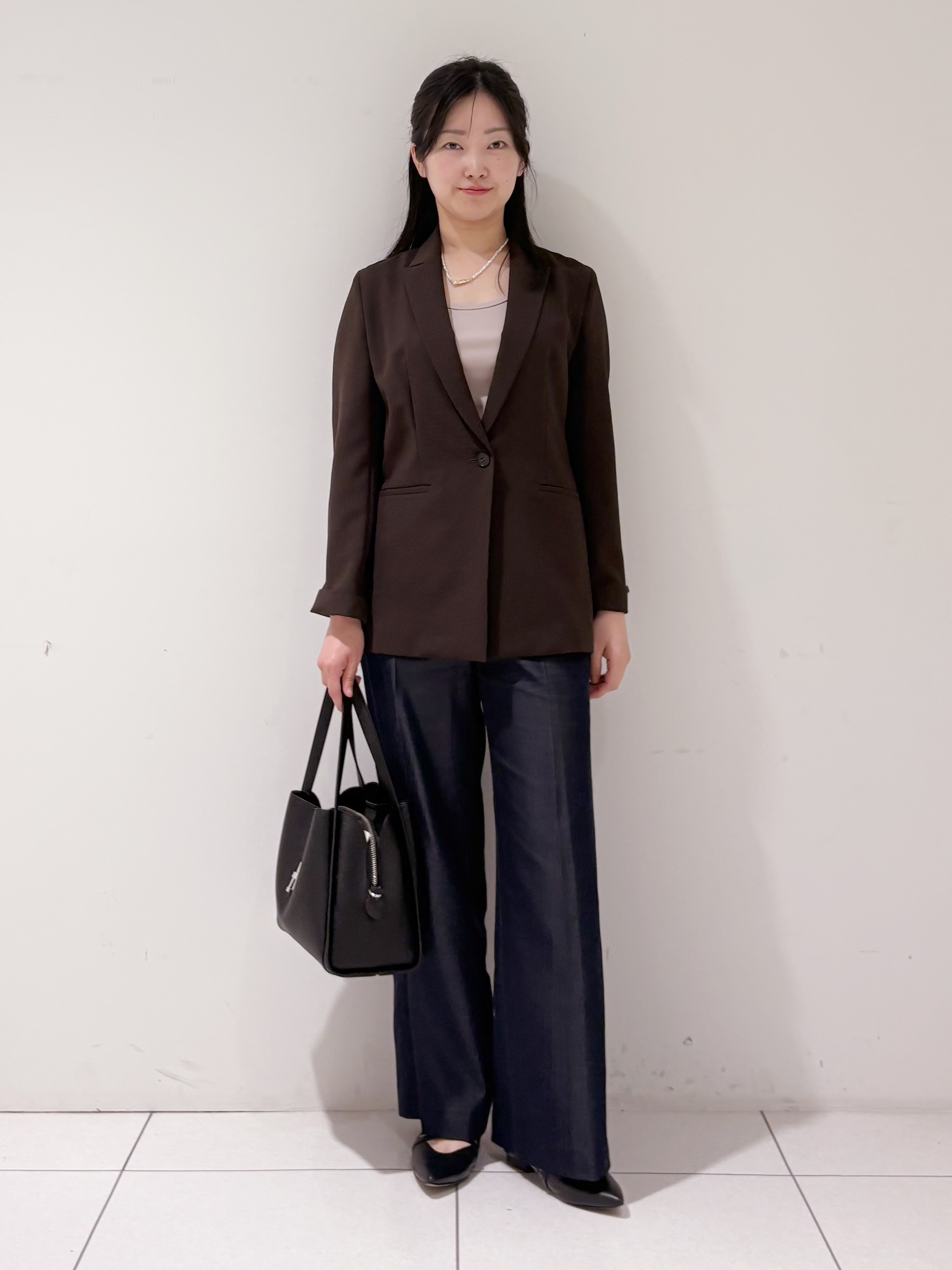 momokoさんの「INDIVI｜【洗える／前後2WAY】インナータンクトップ」を使ったコーディネート