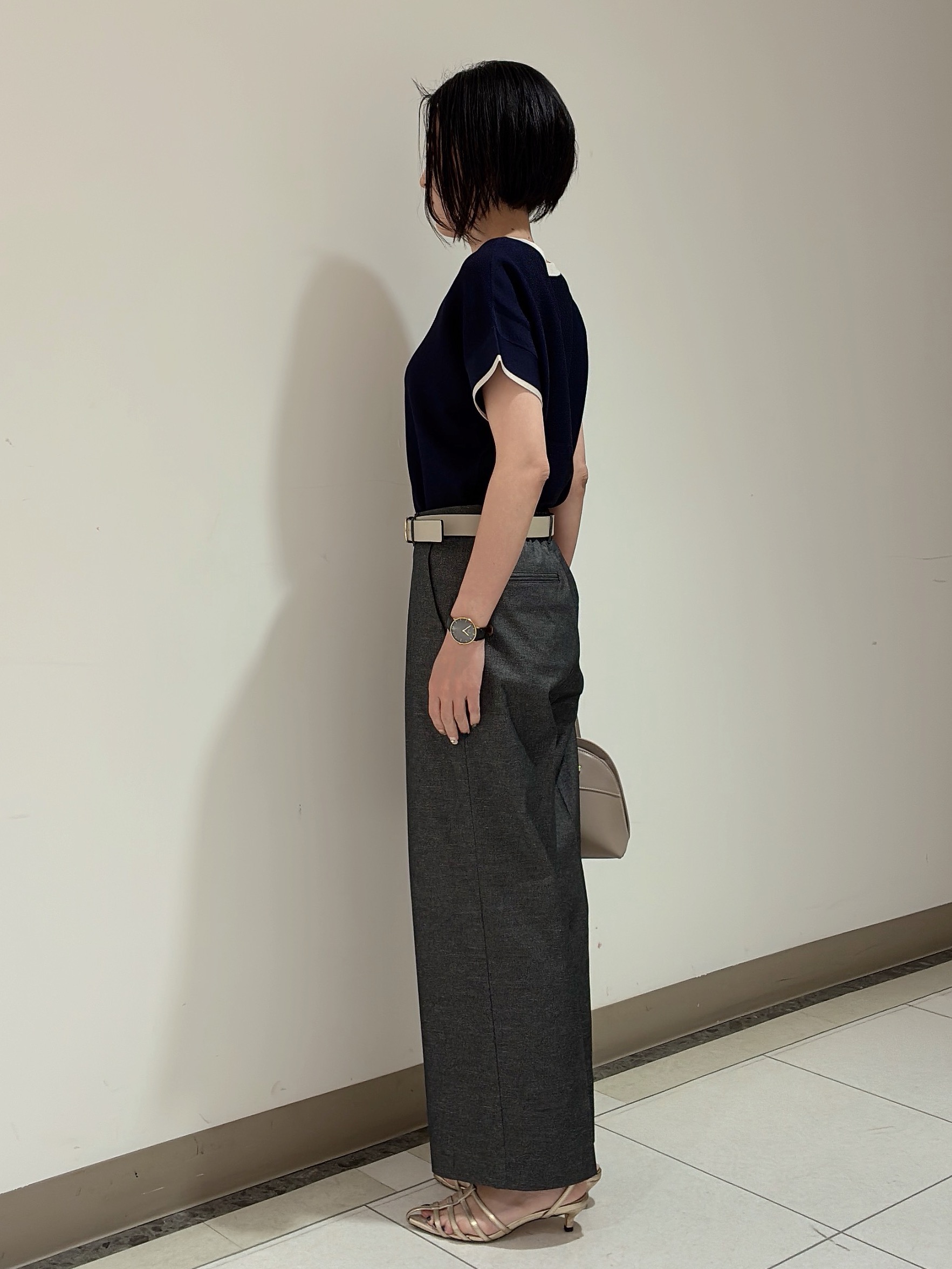 環さんの「UNTITLED｜【11色展開/体型カバー】前後2WAYフレンチスリーブニット」を使ったコーディネート