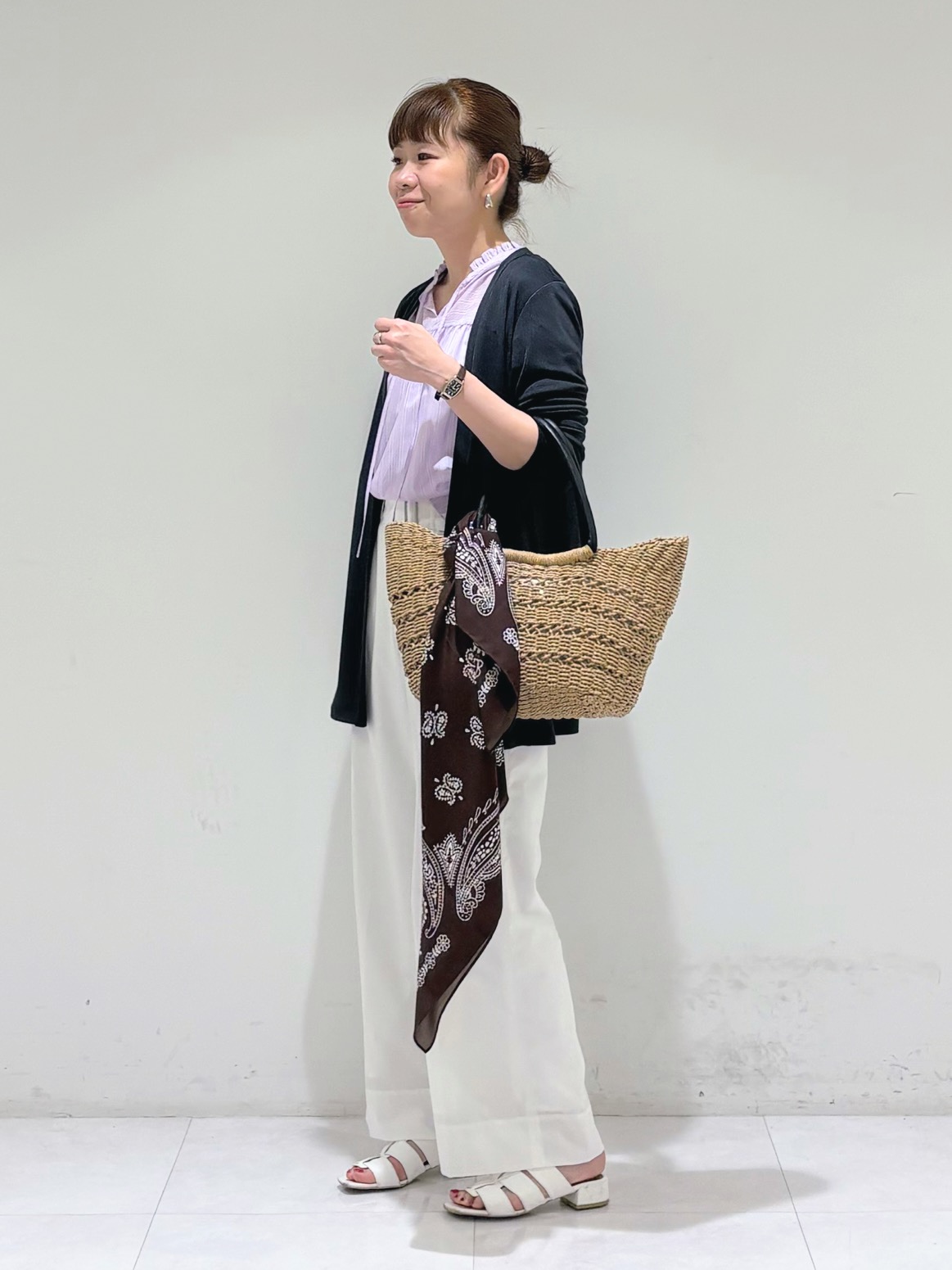 tsuyuさんの「INDIVI｜リネン調ペーズリースカーフ」を使ったコーディネート