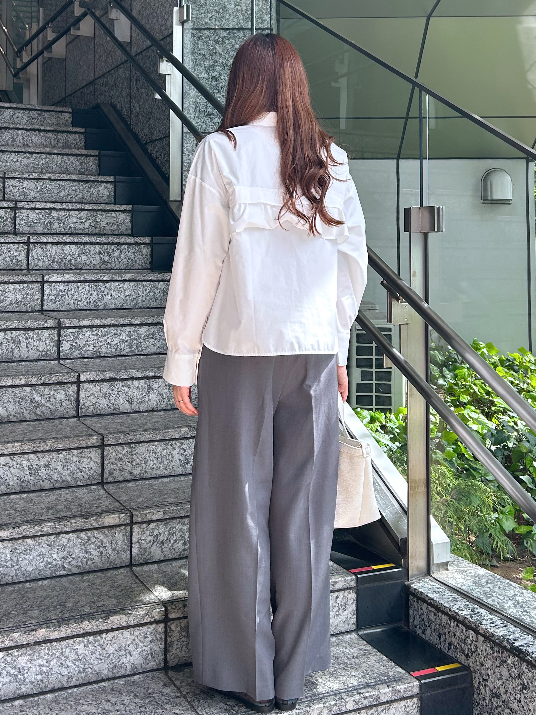 Risaさんの「OPAQUE.CLIP｜タックフリルシャツ【洗濯機OK】」を使ったコーディネート