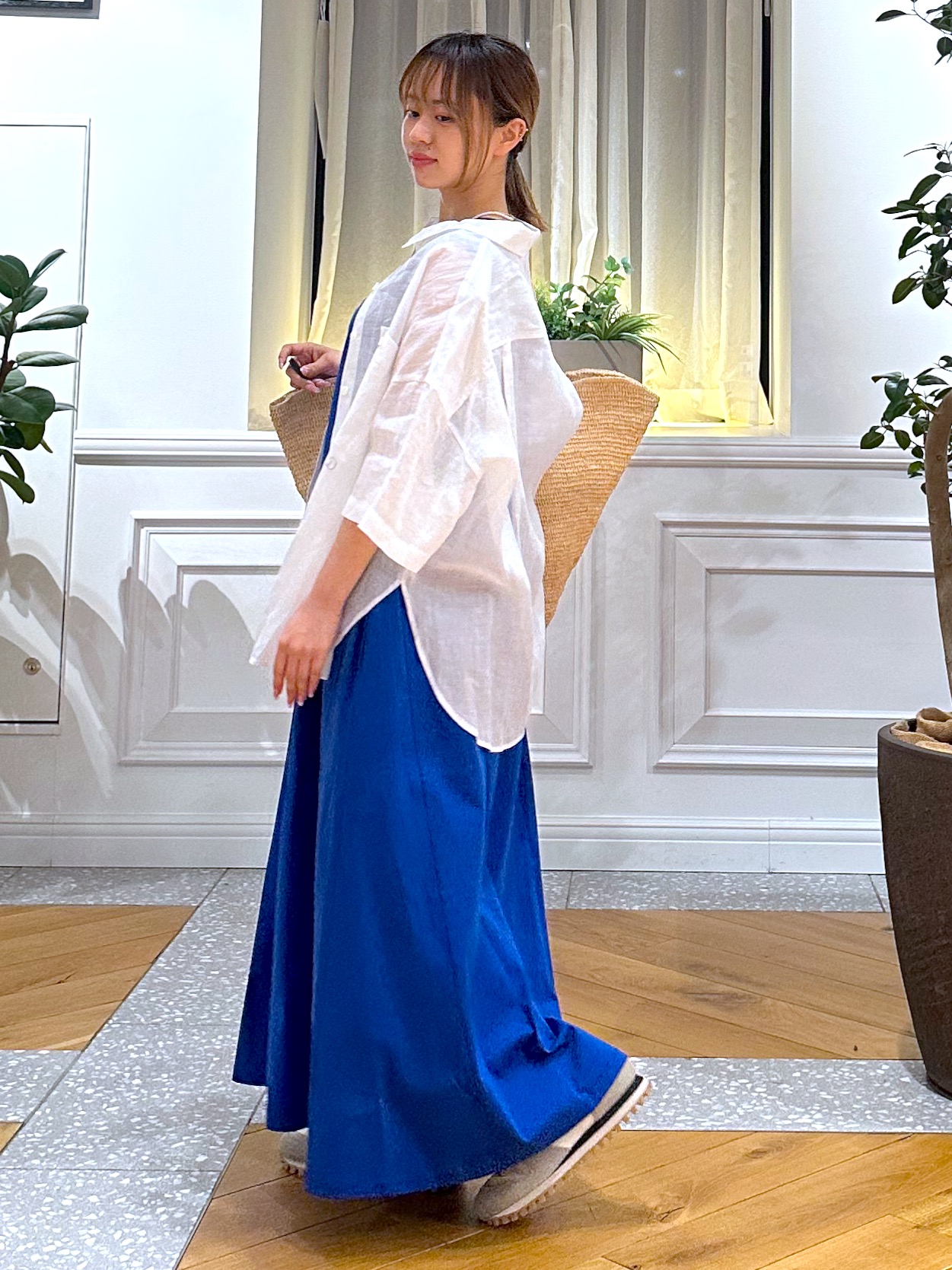なべこさんの「DRESSTERIOR｜ピュアラミー シャツ」を使ったコーディネート