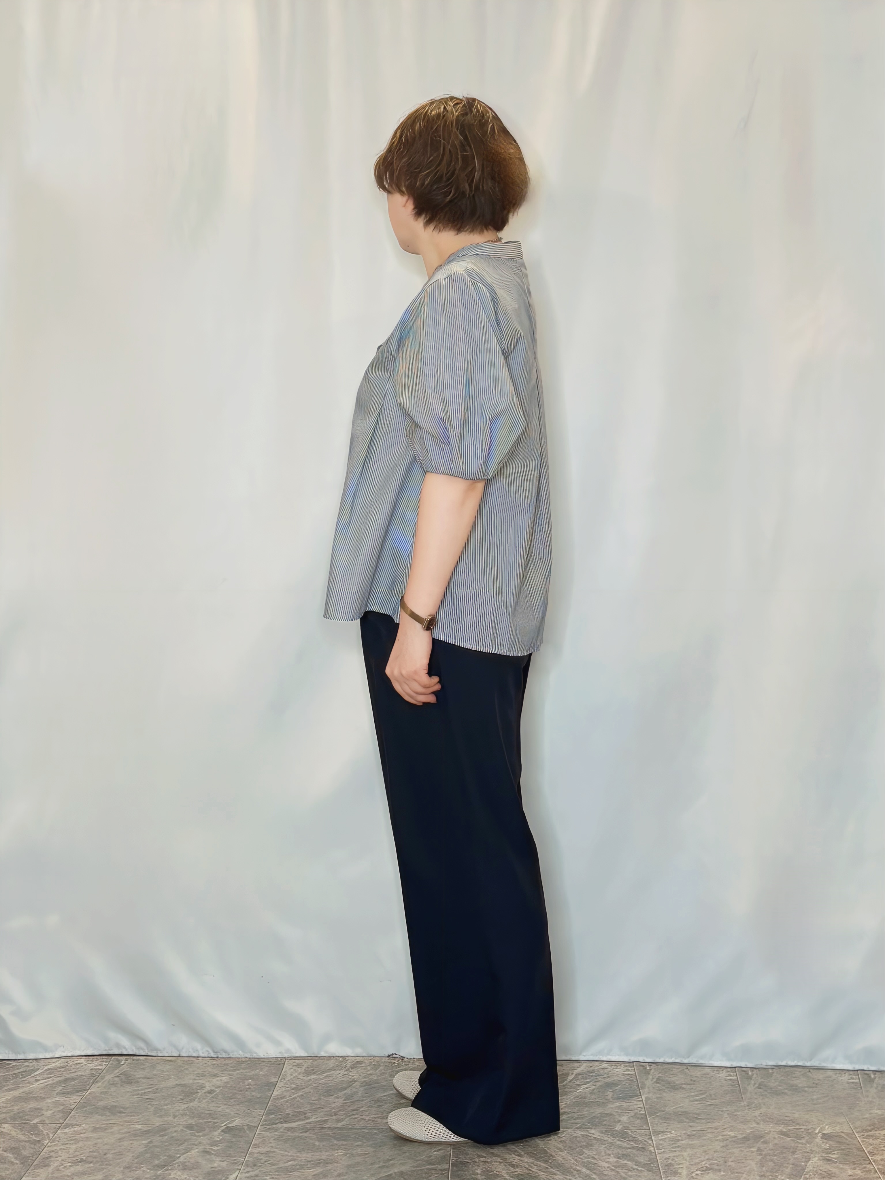 たみさんの「SHOO･LA･RUE｜【洗濯機可/ひんやり/UV】さらっとしたタッチが心地よい ショート丈 Vネックカーディガン」を使ったコーディネート