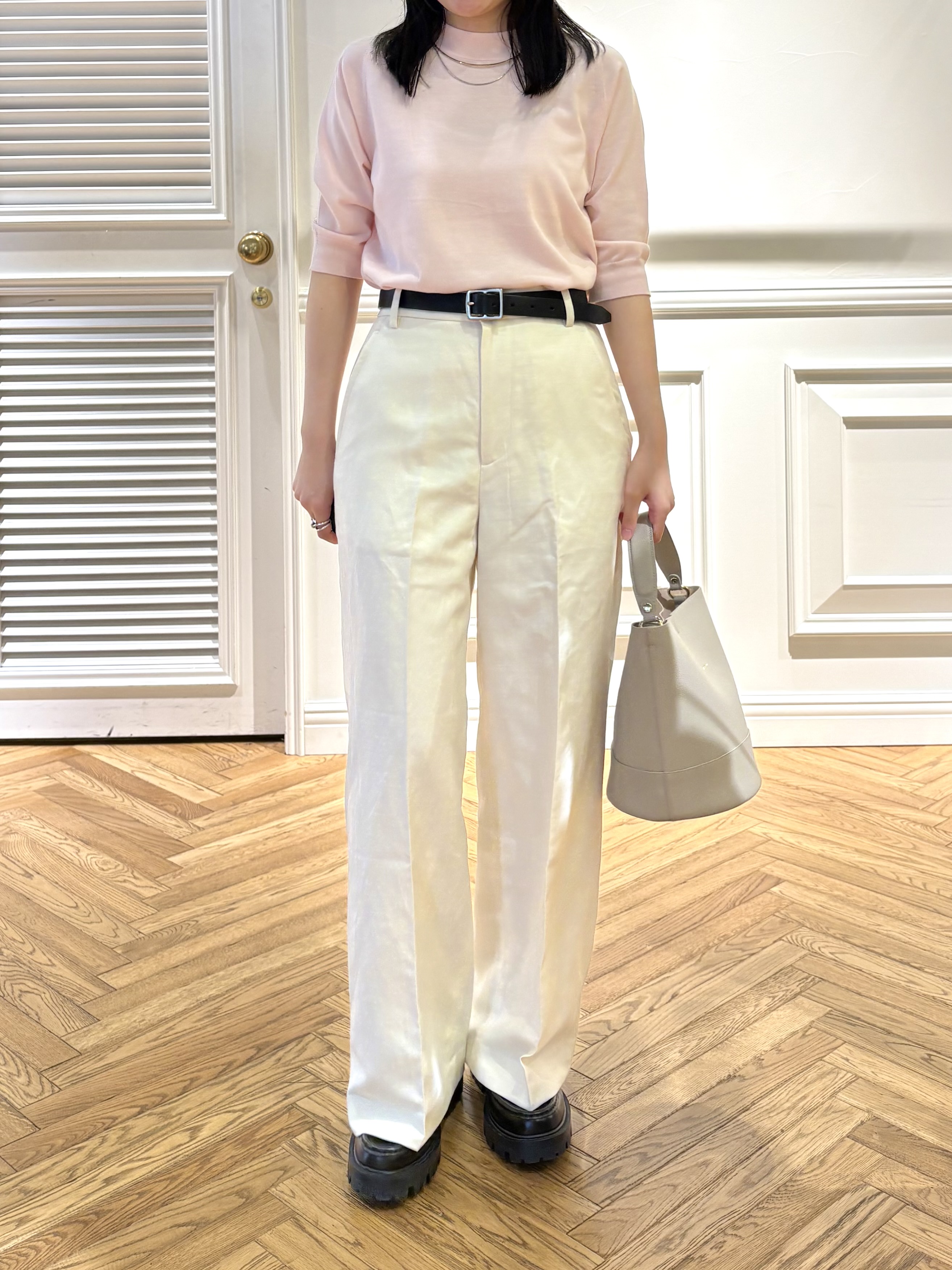 cocoさんの「DRESSTERIOR｜ARTESANOS（アルテサノス）【別注】金具付きローファー」を使ったコーディネート
