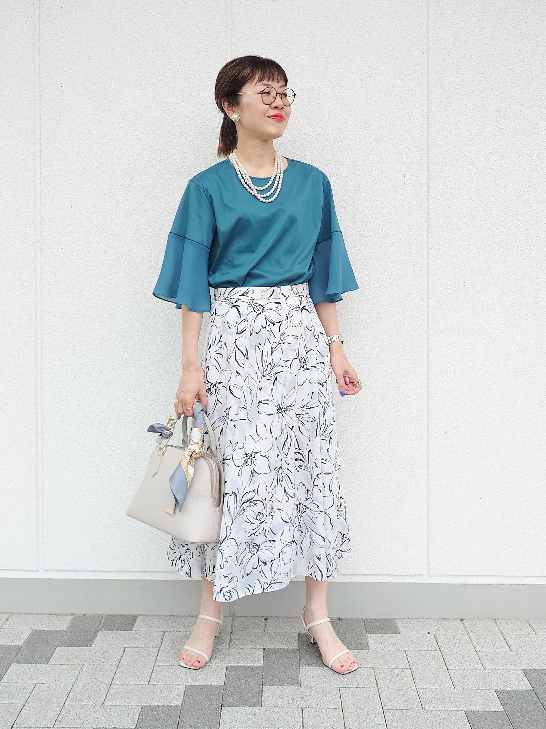 MUTSUKOさんの「UNTITLED｜【洗える/華奢見え】袖シアープルオーバー」を使ったコーディネート
