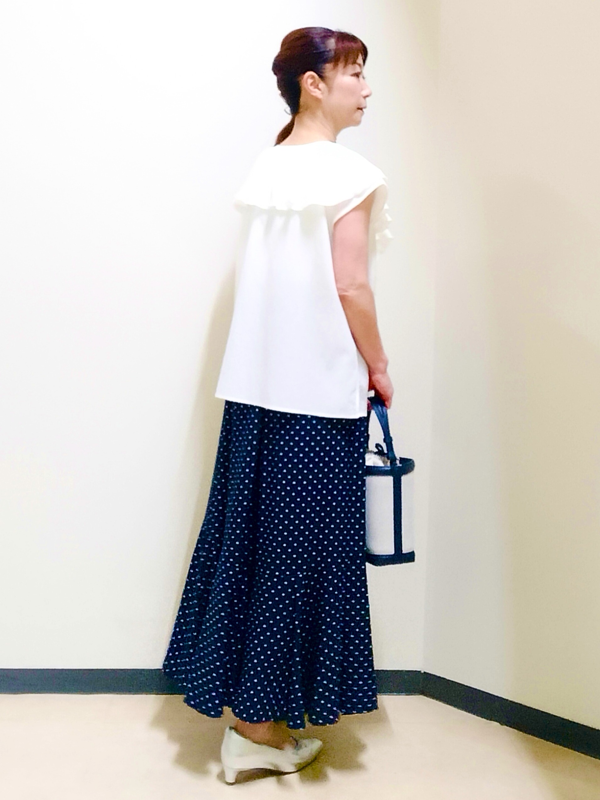 花さんの「Reflect｜【通気性あり／涼しい／マシンウォッシャブル】フリルブラウス」を使ったコーディネート