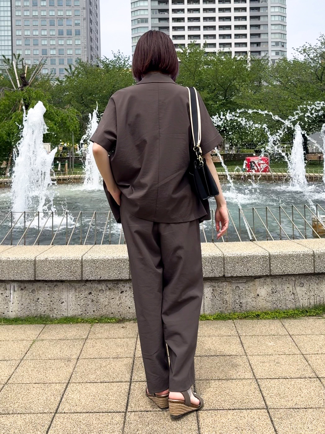 𝐜𝐡𝐢𝐤𝐚さんの「SHOO･LA･RUE｜【高レビュー/洗濯機可/セットアップ可】軽凛(かろりん) ひんやり半袖ジャケット」を使ったコーディネート