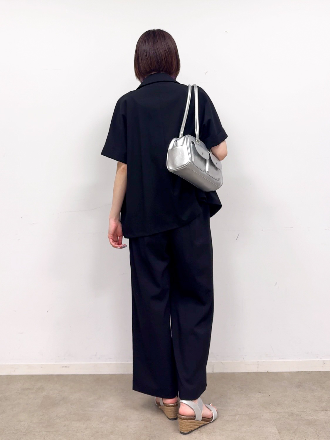 𝐜𝐡𝐢𝐤𝐚さんの「SHOO･LA･RUE｜【高レビュー/洗濯機可/セットアップ可】軽凛(かろりん) ひんやり半袖ジャケット」を使ったコーディネート