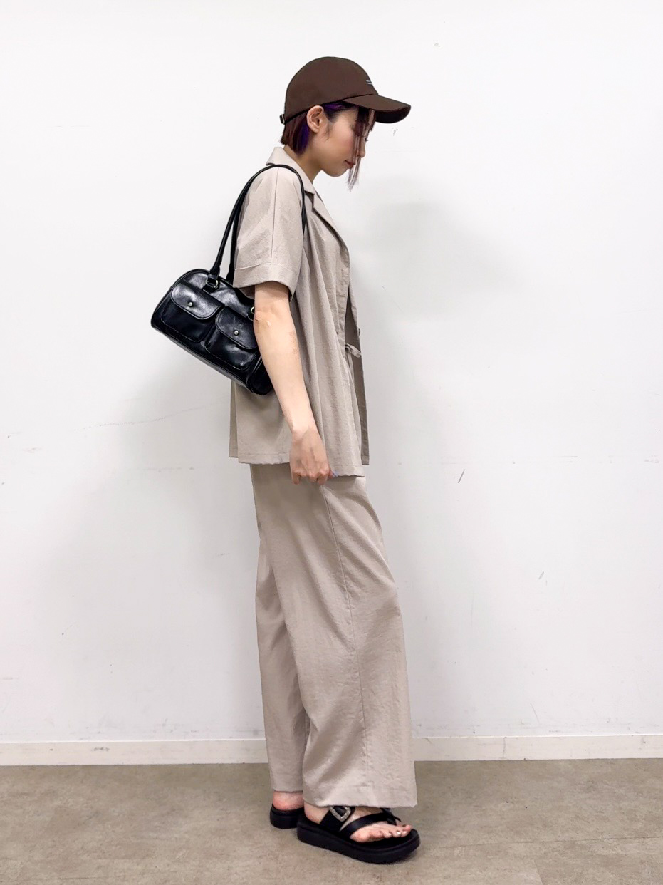 𝐜𝐡𝐢𝐤𝐚さんの「SHOO･LA･RUE｜【高レビュー/洗濯機可/セットアップ可】軽凛(かろりん) ひんやり半袖ジャケット」を使ったコーディネート