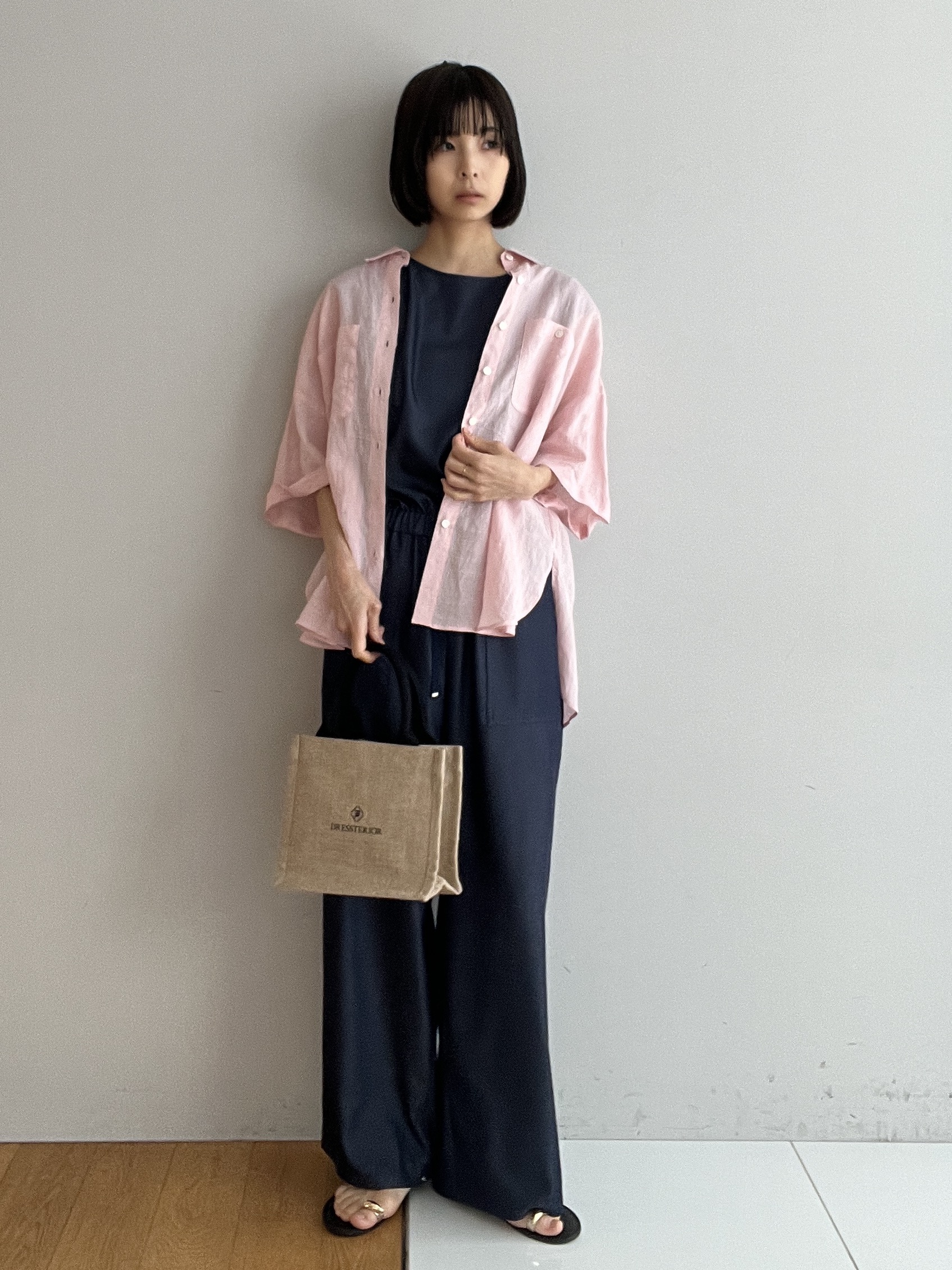 misaさんの「DRESSTERIOR｜ピュアラミー シャツ」を使ったコーディネート