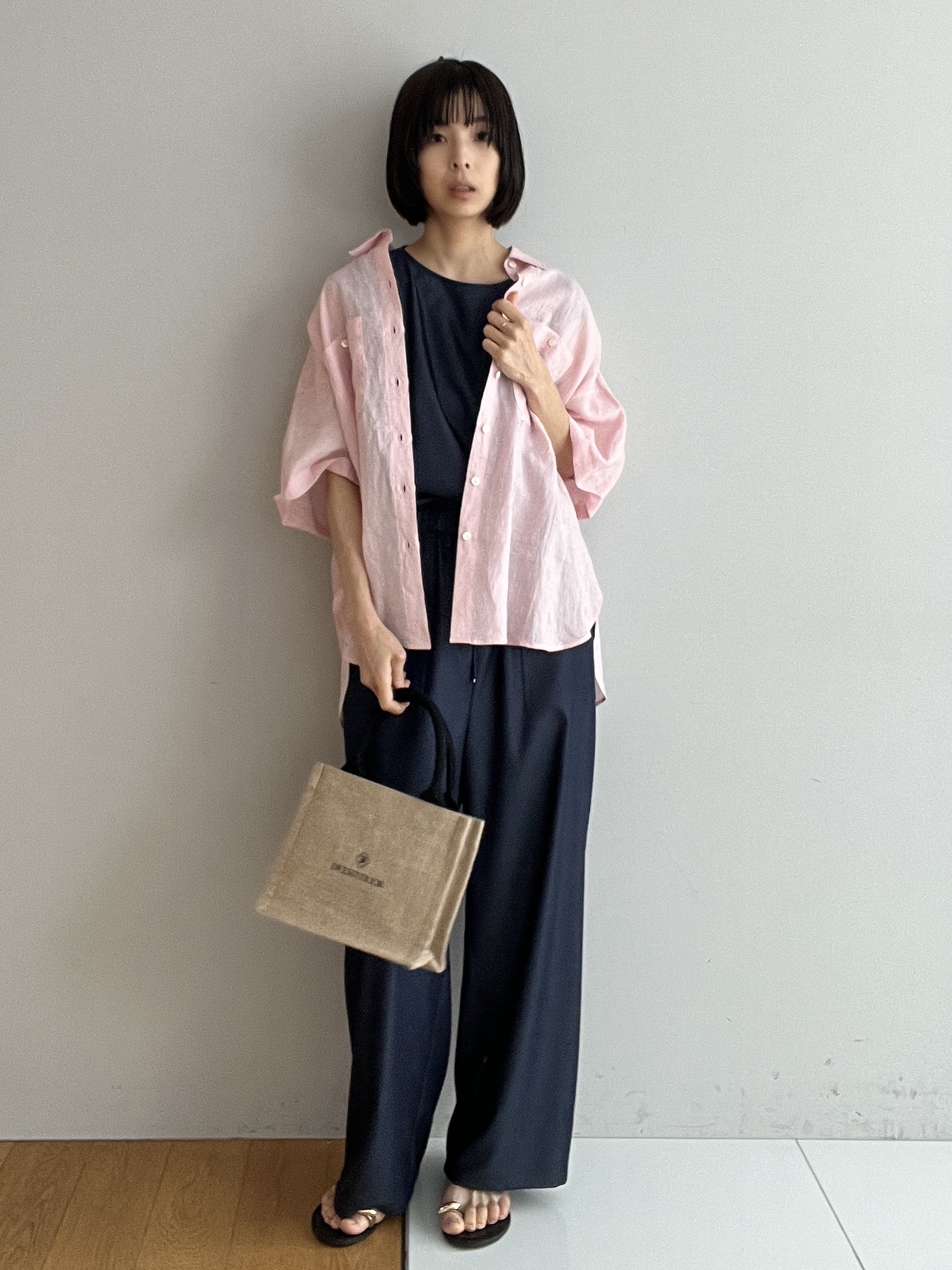 misaさんの「DRESSTERIOR｜ピュアラミー シャツ」を使ったコーディネート