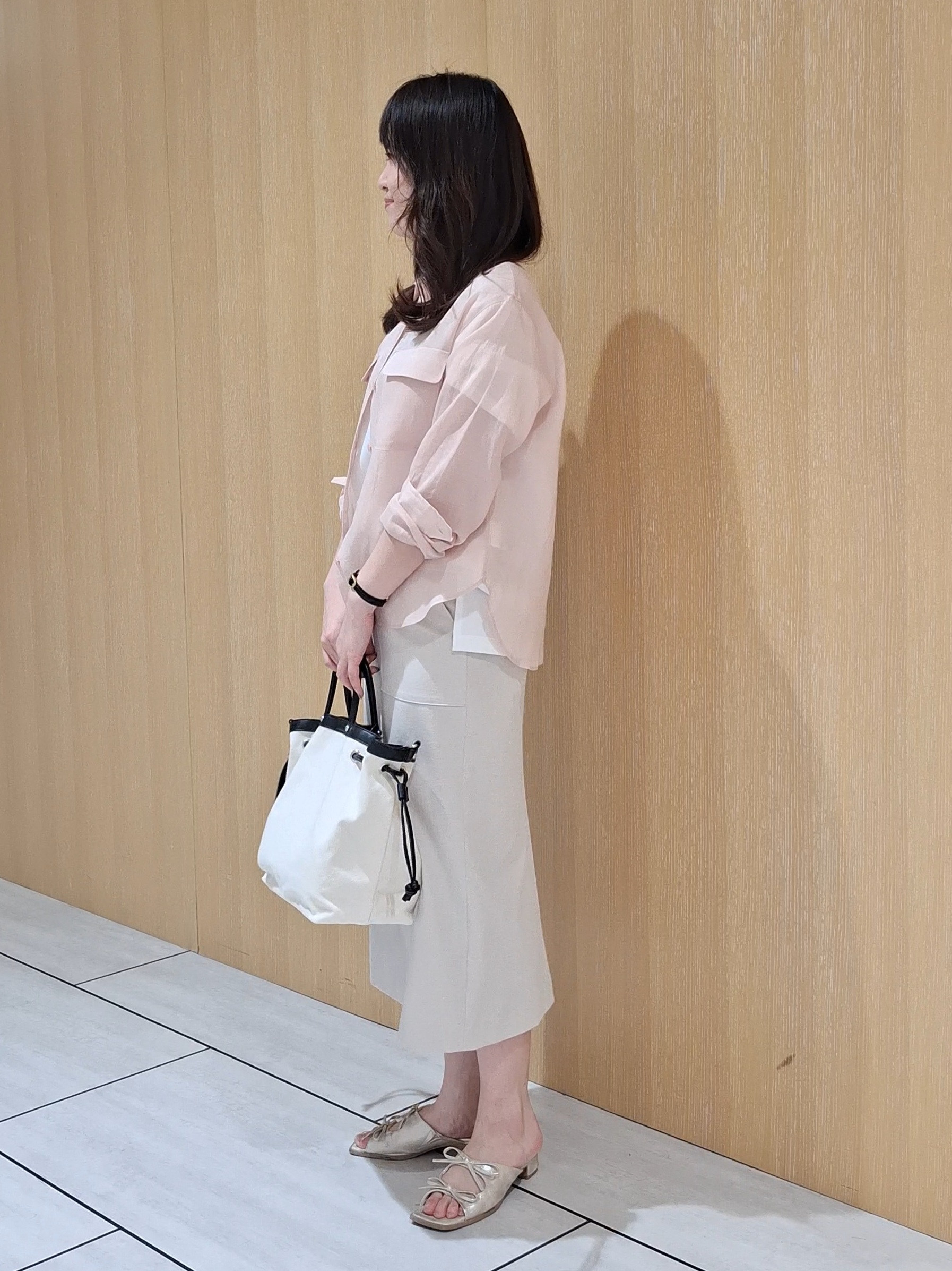 YuKaRiさんの「UNTITLED｜【古畑星夏さん着用/接触冷感】ドライタッチシャツ」を使ったコーディネート