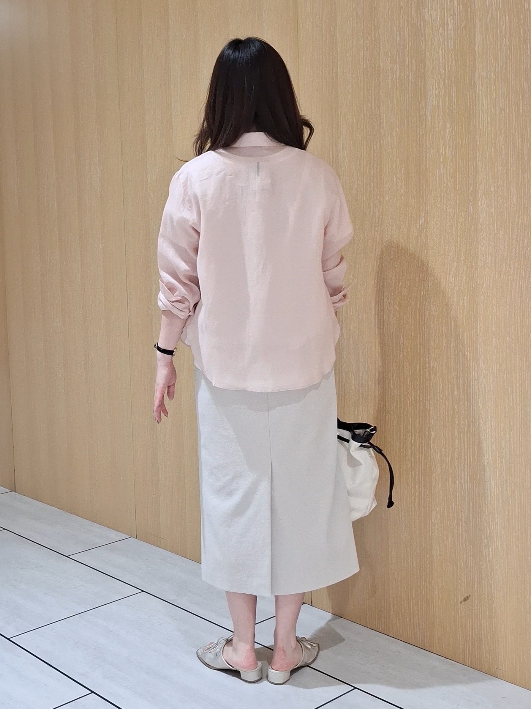 YuKaRiさんの「UNTITLED｜【古畑星夏さん着用/接触冷感】ドライタッチシャツ」を使ったコーディネート