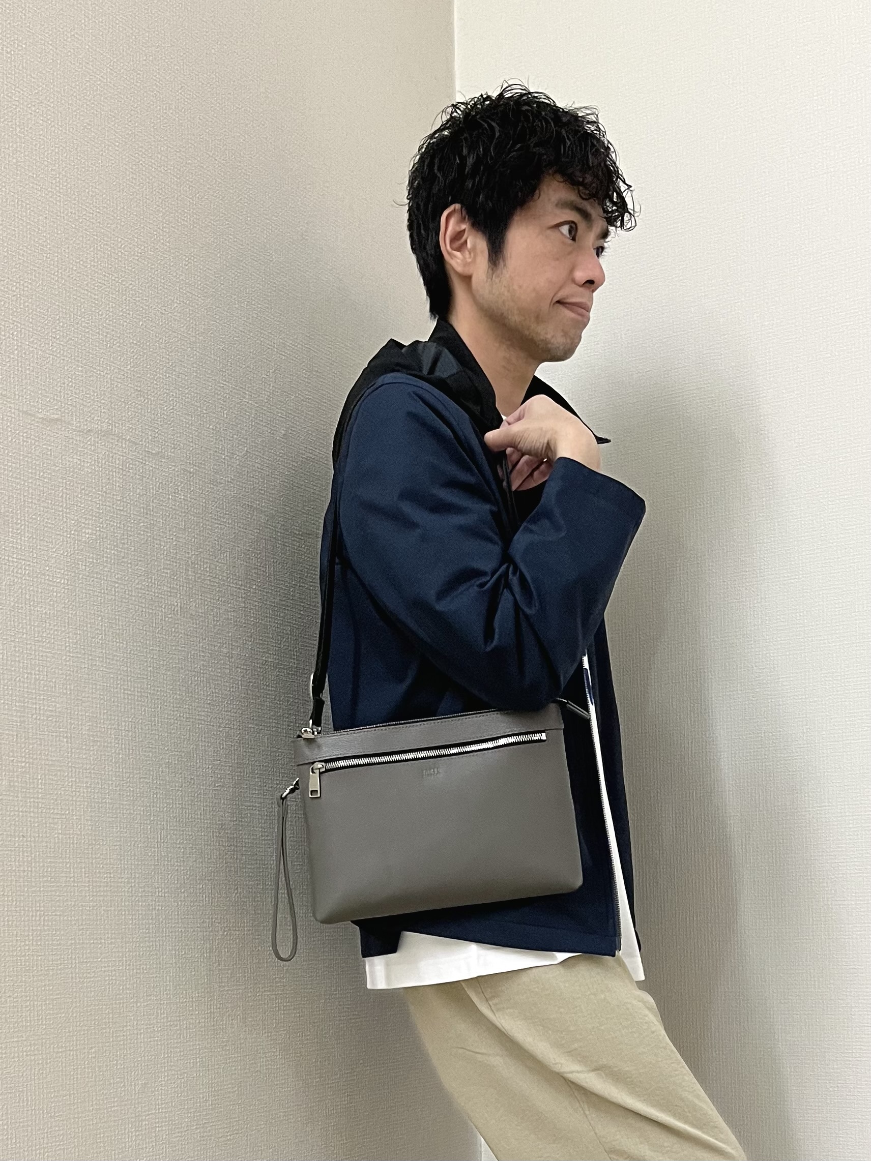 URAさんの「TAKEO KIKUCHI｜2WAYアクティブ ライト ブルゾン」を使ったコーディネート