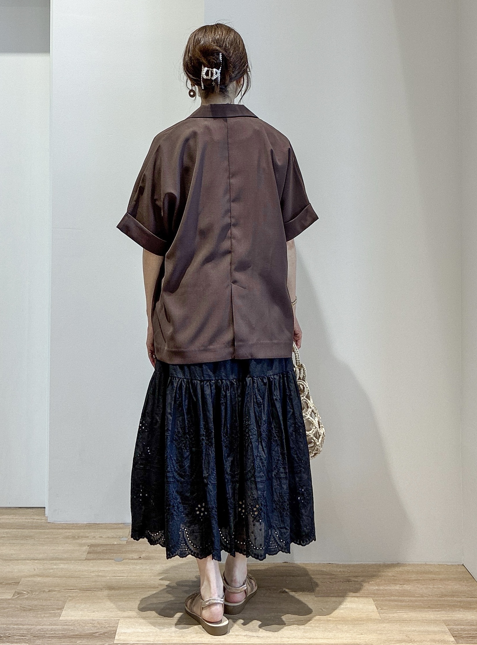 もんちゃんさんの「OPAQUE.CLIP｜【接触冷感／吸水速乾／防シワ】リネンライクテーラードジャケット《洗濯機OK》」を使ったコーディネート