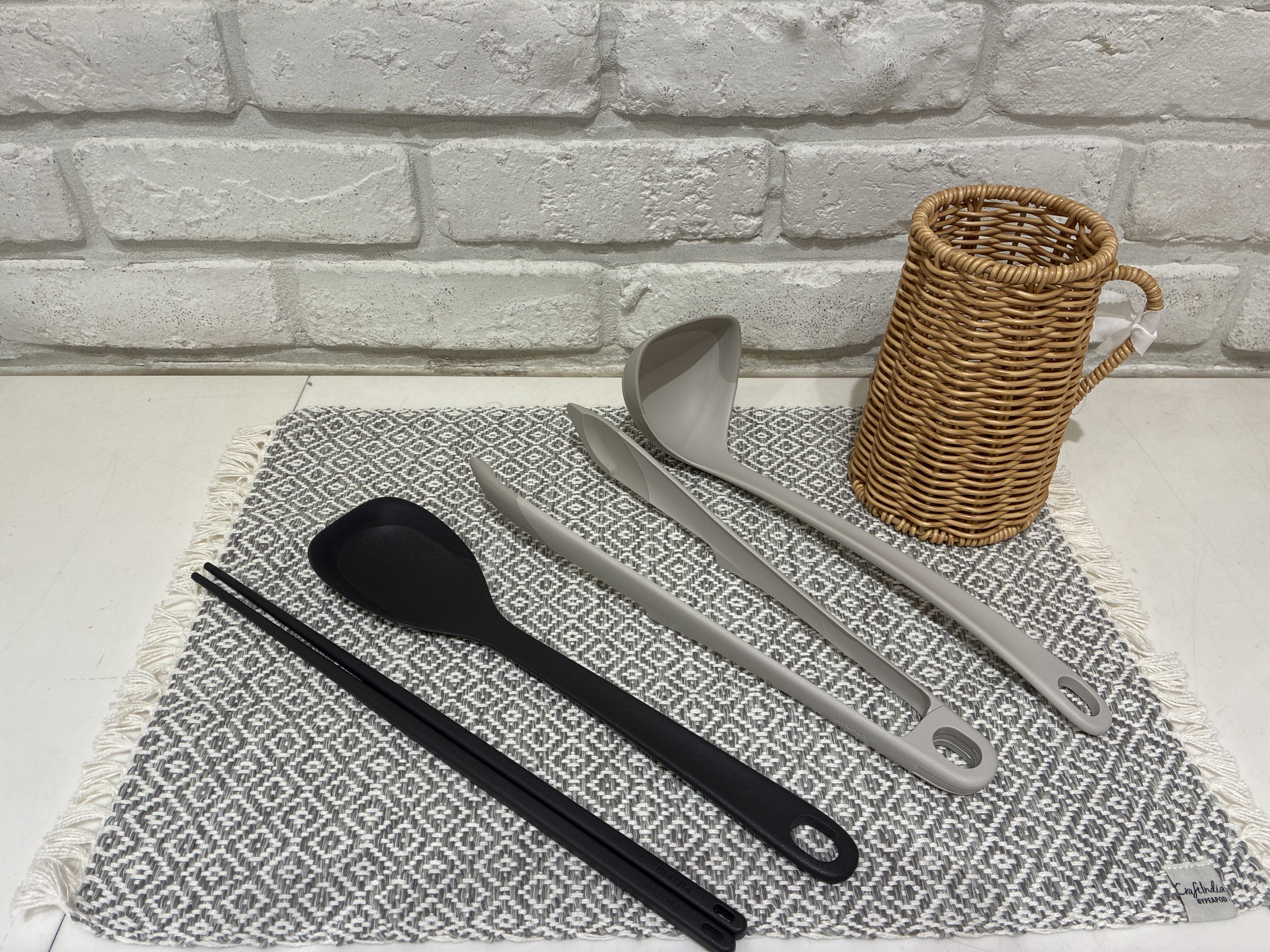 ねぎさんの「212 KITCHEN STORE｜きほんの道具 スプーンヘラ DGY ＜marna マーナ＞」を使ったコーディネート