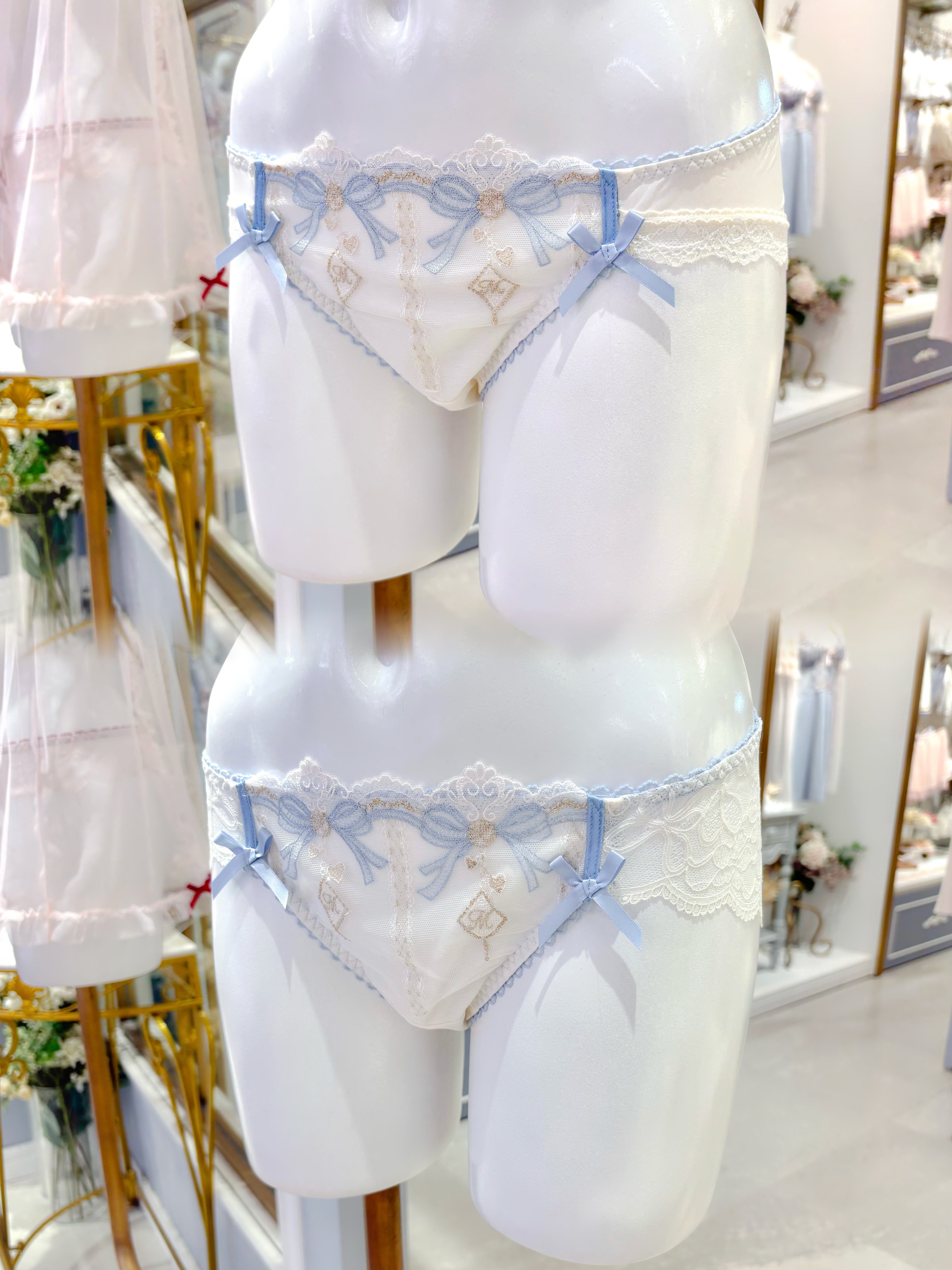 Hisaeさんの「Risa Magli｜イルメラ ブラジャー (B-C) ＜Side Shape（サイドシェイプ）＞」を使ったコーディネート