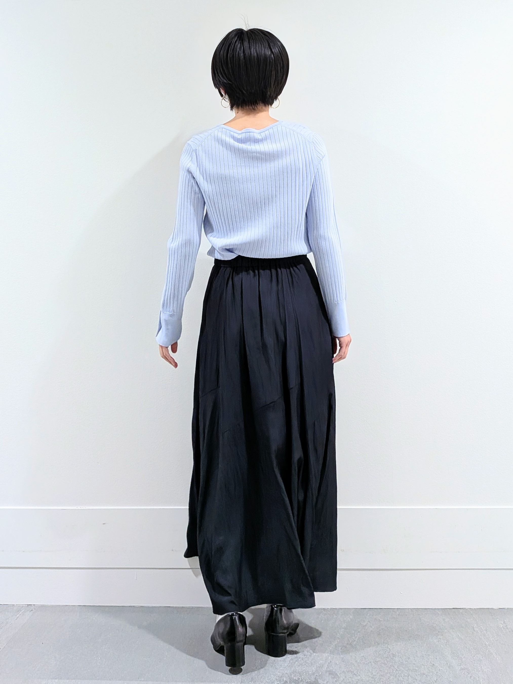 ミズタさんの「UNTITLED｜【アンサンブル可/洗える】ワイドリブニット」を使ったコーディネート