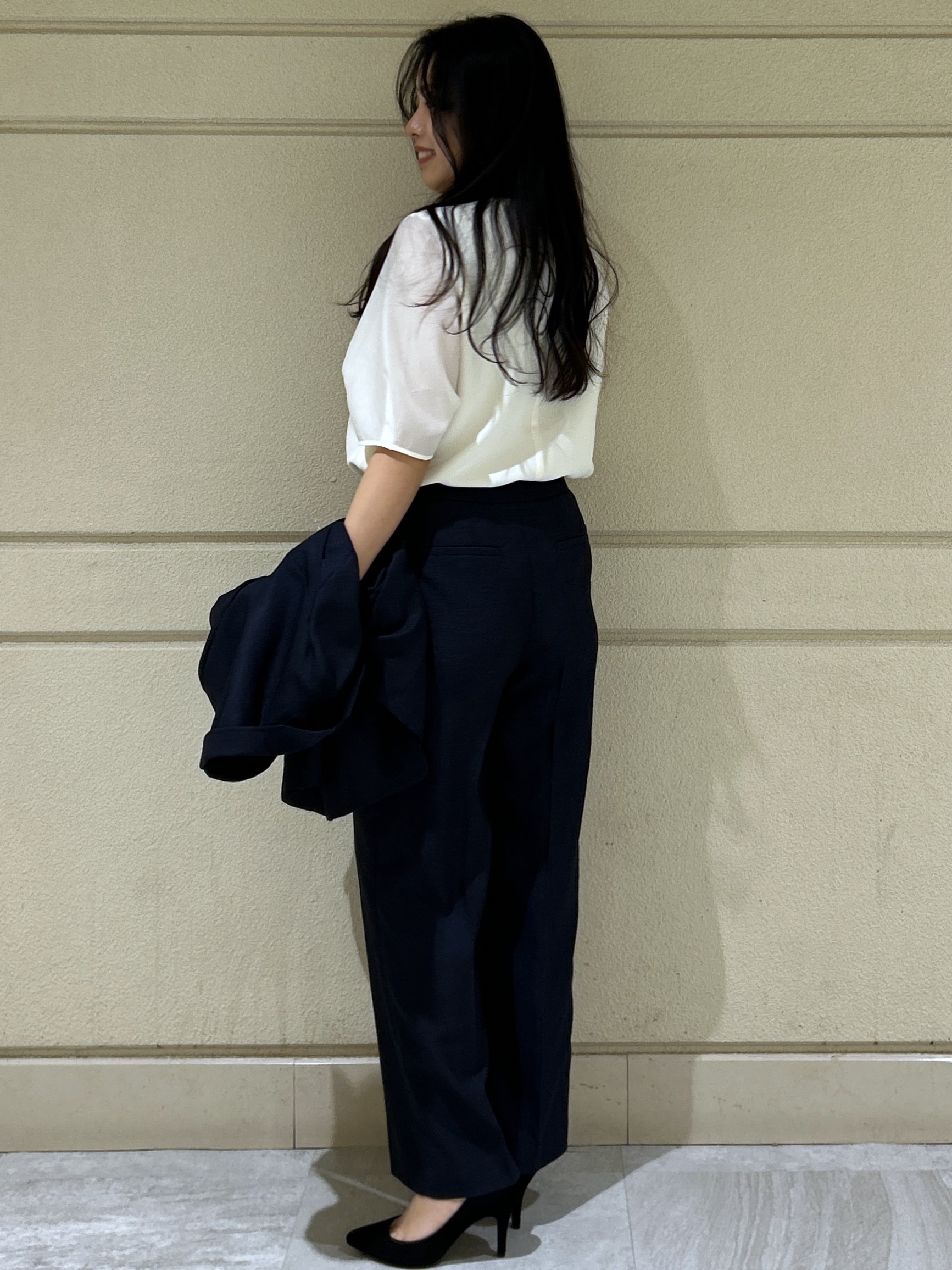 Momokaさんの「COUP DE CHANCE｜【手洗い可／日本製】袖シアーパフスリーブ ブラウス」を使ったコーディネート