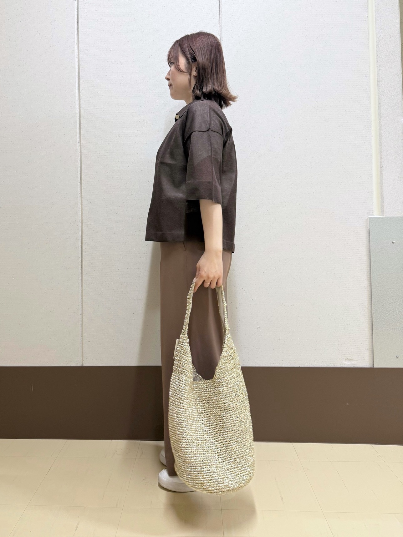Rikoさんの「INDIVI｜【洗える】ガーター編みVネックニットT」を使ったコーディネート