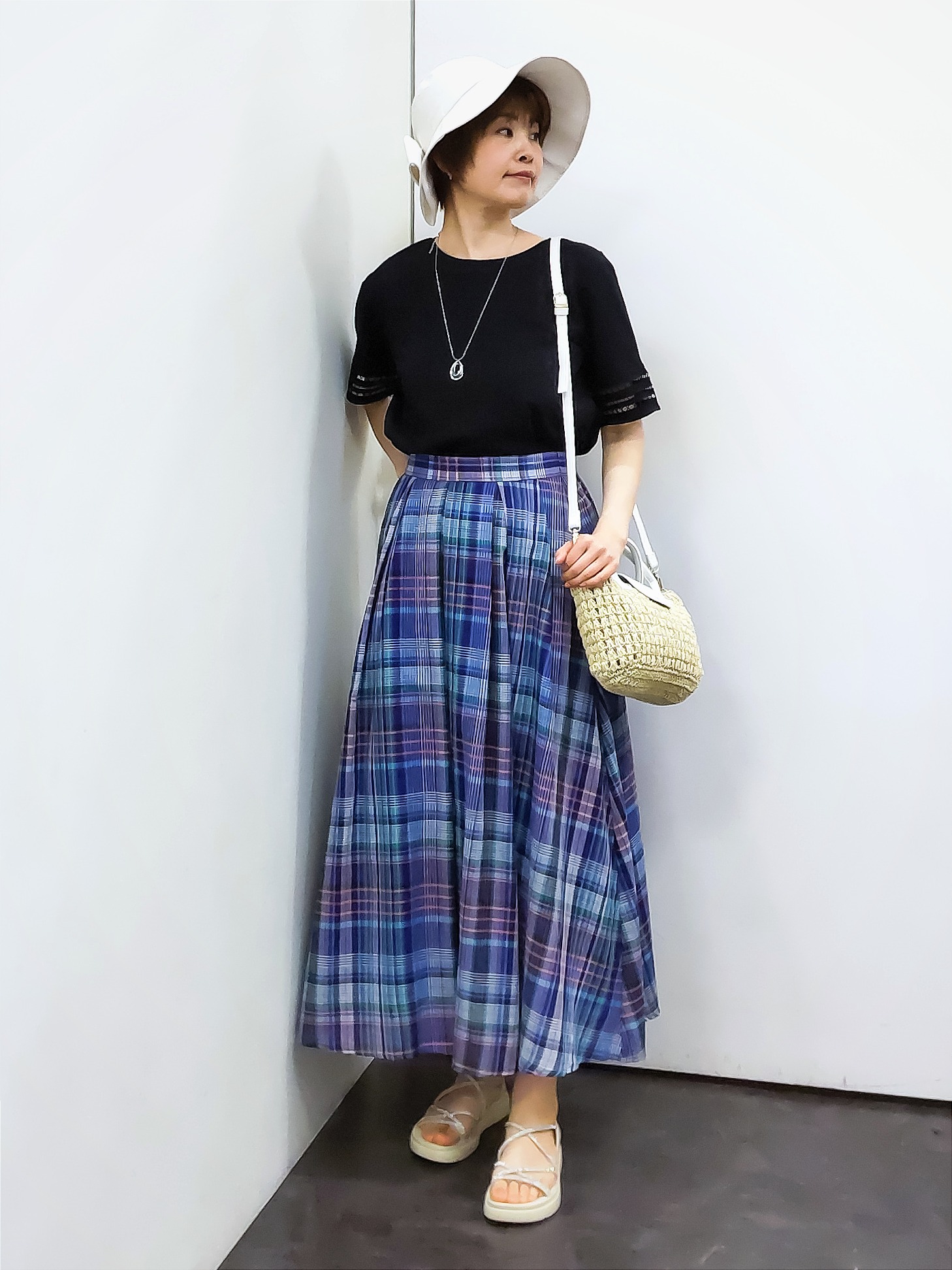 やまちゃんさんの「grove｜高評価！【接触冷感／UVカットetc】ベーシックショートカーディガン」を使ったコーディネート