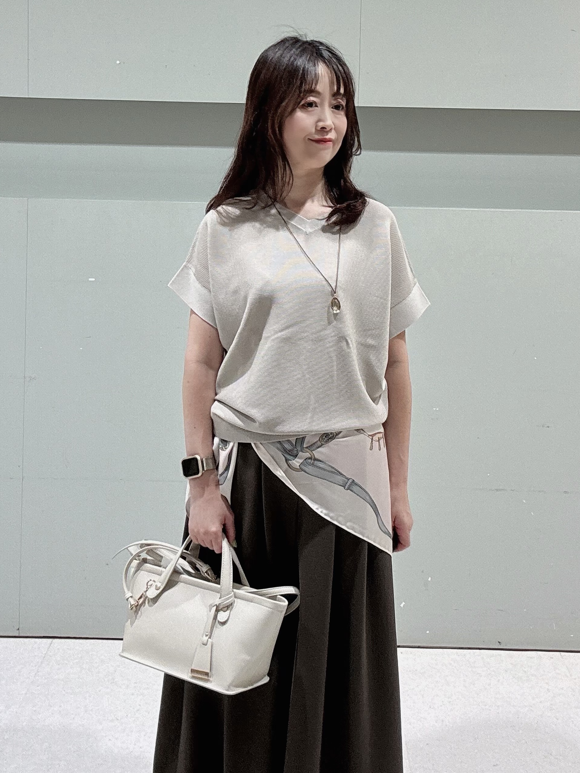 makiさんの「UNTITLED｜【11色展開/体型カバー】前後2WAYフレンチスリーブニット」を使ったコーディネート