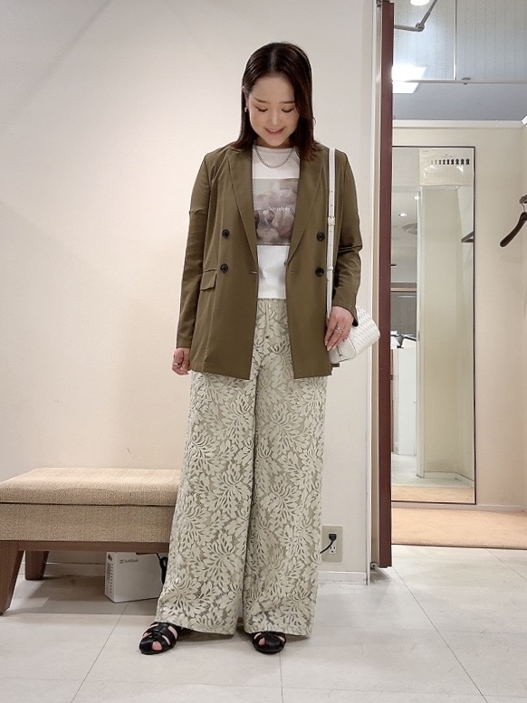 YUIさんの「UNTITLED｜【セットアップ可/接触冷感/通気性】ドライシアーダブルジャケット」を使ったコーディネート