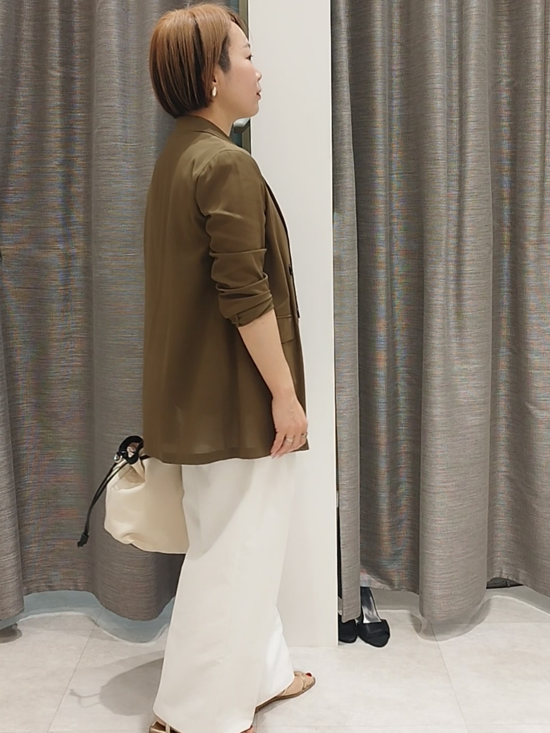 s u g iさんの「UNTITLED｜【セットアップ可/接触冷感/通気性】ドライシアーダブルジャケット」を使ったコーディネート