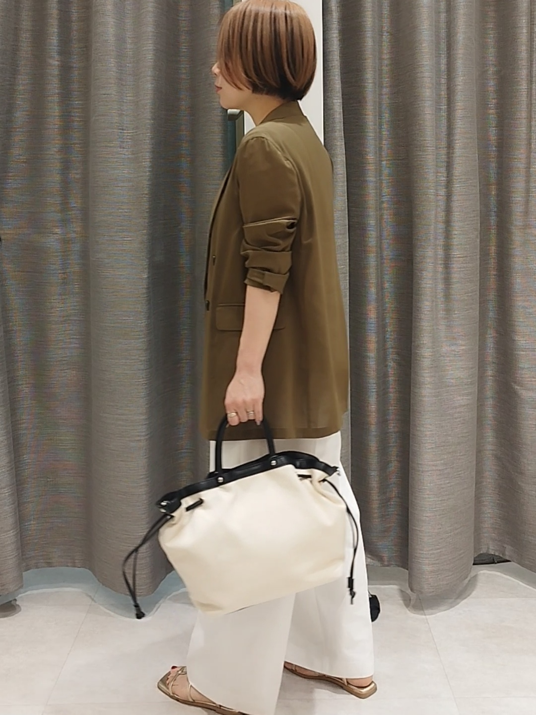 s u g iさんの「UNTITLED｜【セットアップ可/接触冷感/通気性】ドライシアーダブルジャケット」を使ったコーディネート