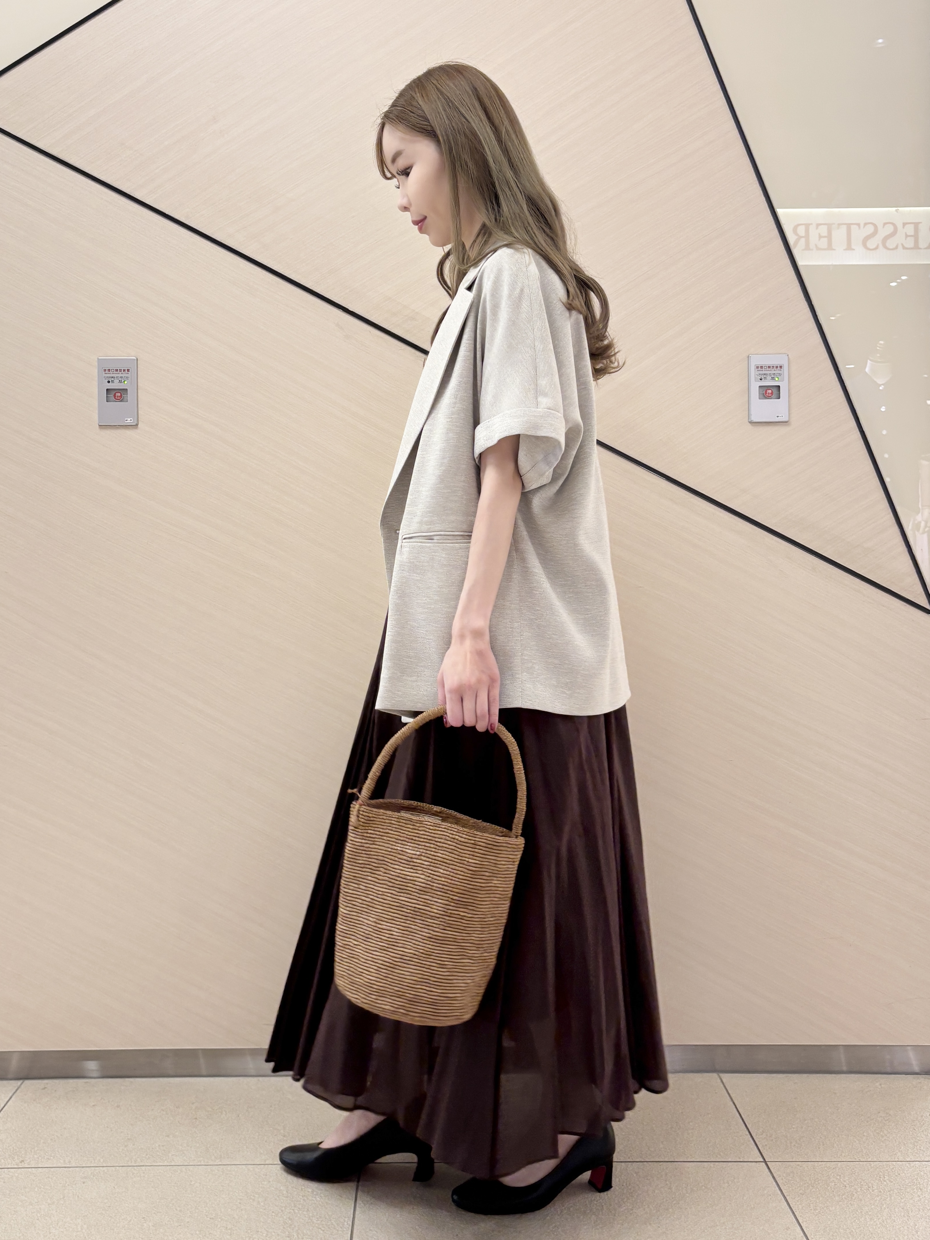 清水夏姫さんの「DRESSTERIOR｜【きれいめ/ウォッシャブル】コットンローンフレンチスリーブワンピ」を使ったコーディネート