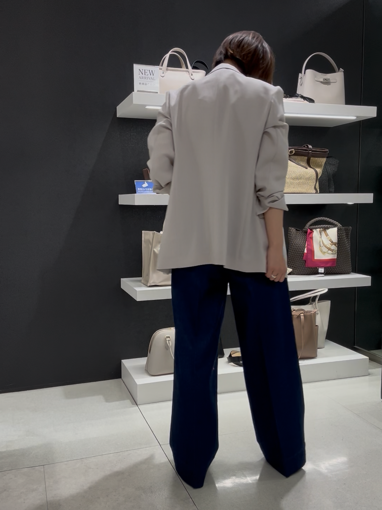 まどかさんの「UNTITLED｜【新色追加/セットアップ可】エアリー ダブルブレストジャケット」を使ったコーディネート