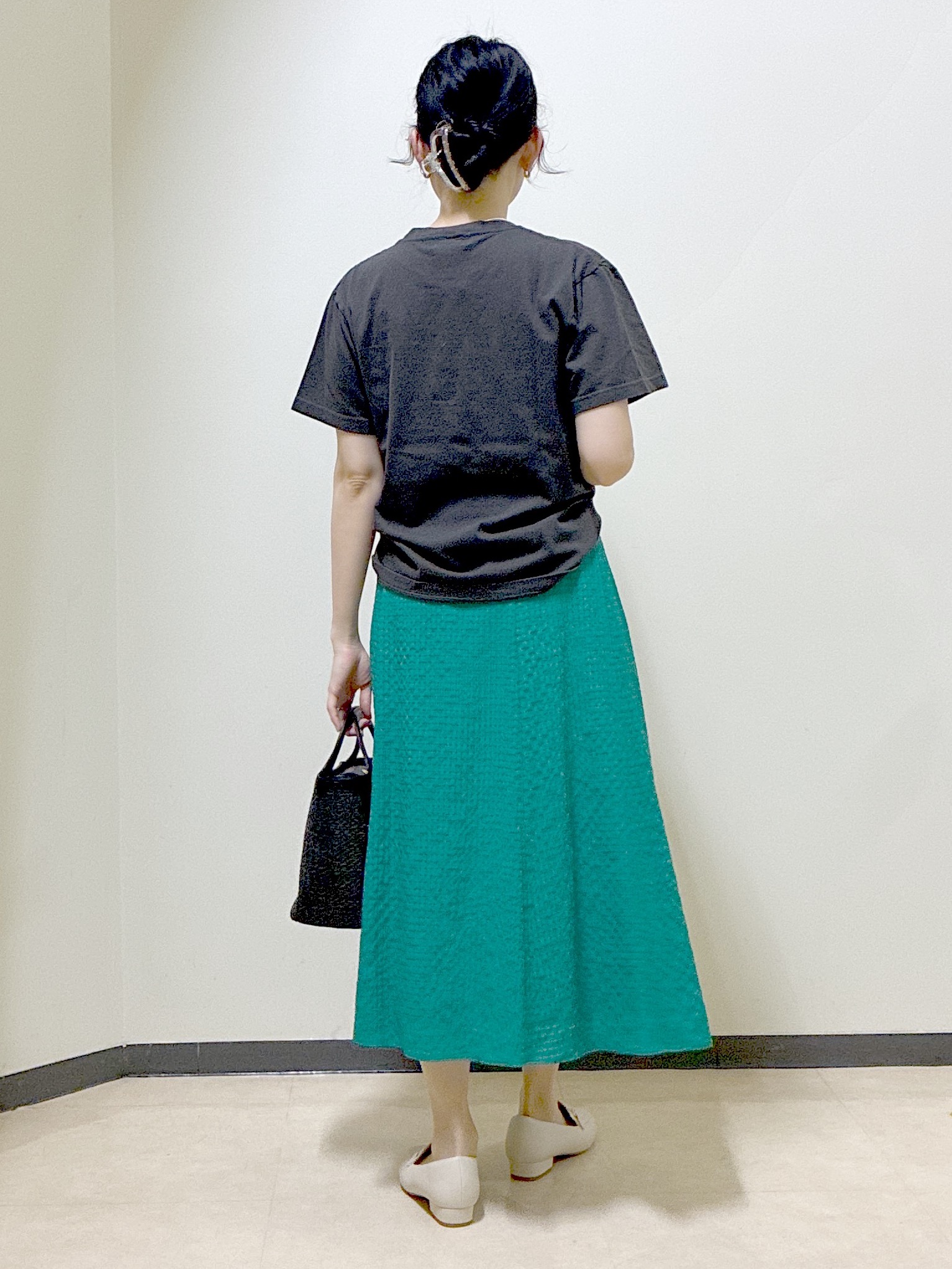  beni_gingerさんの「Reflect｜【REGENCY WORKS／Reflect別注カラーあり】ロゴTシャツ」を使ったコーディネート