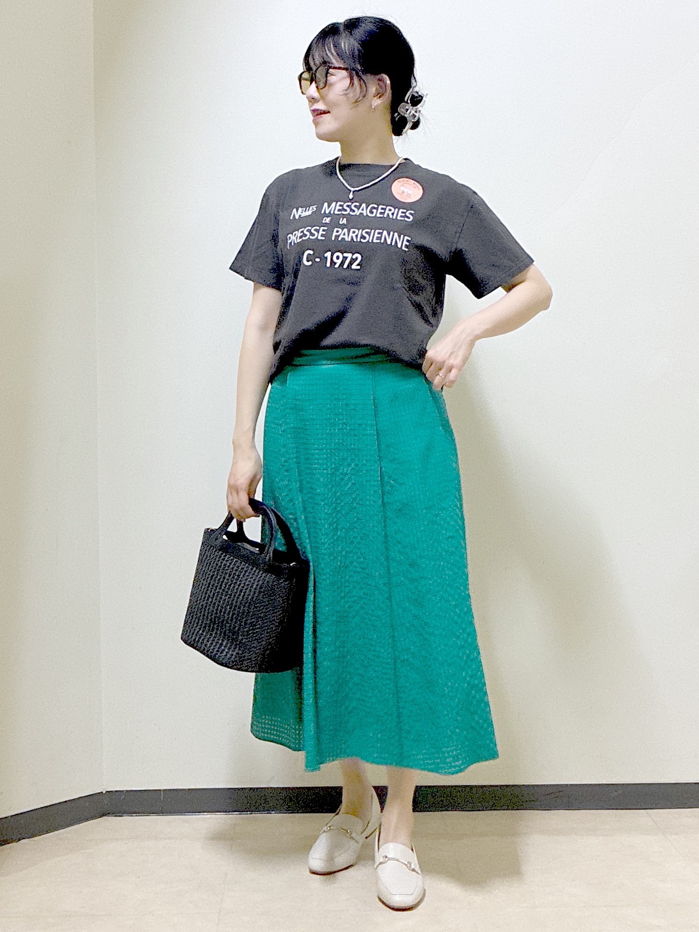  beni_gingerさんの「Reflect｜【REGENCY WORKS／Reflect別注カラーあり】ロゴTシャツ」を使ったコーディネート