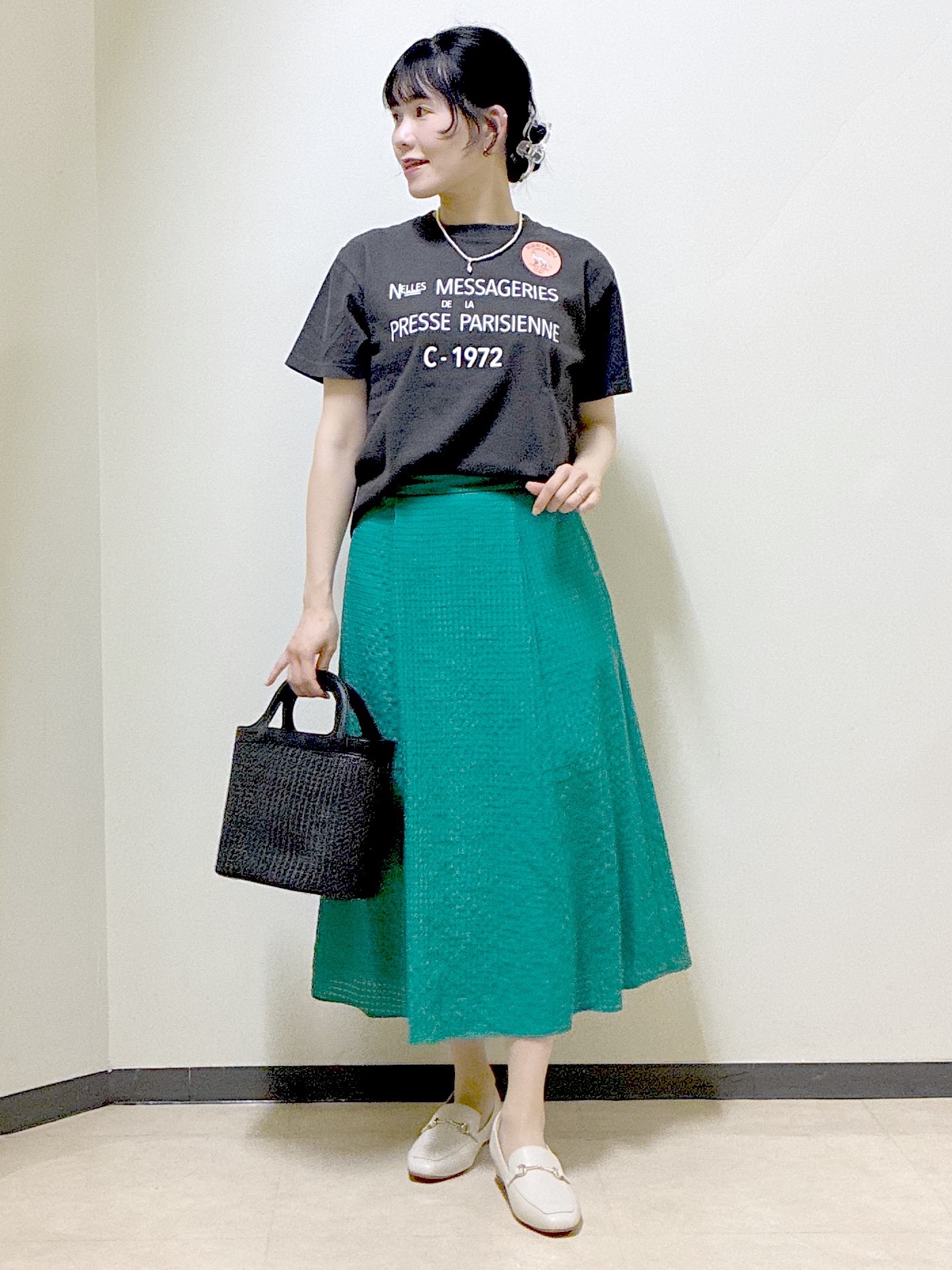  beni_gingerさんの「Reflect｜【REGENCY WORKS／Reflect別注カラーあり】ロゴTシャツ」を使ったコーディネート