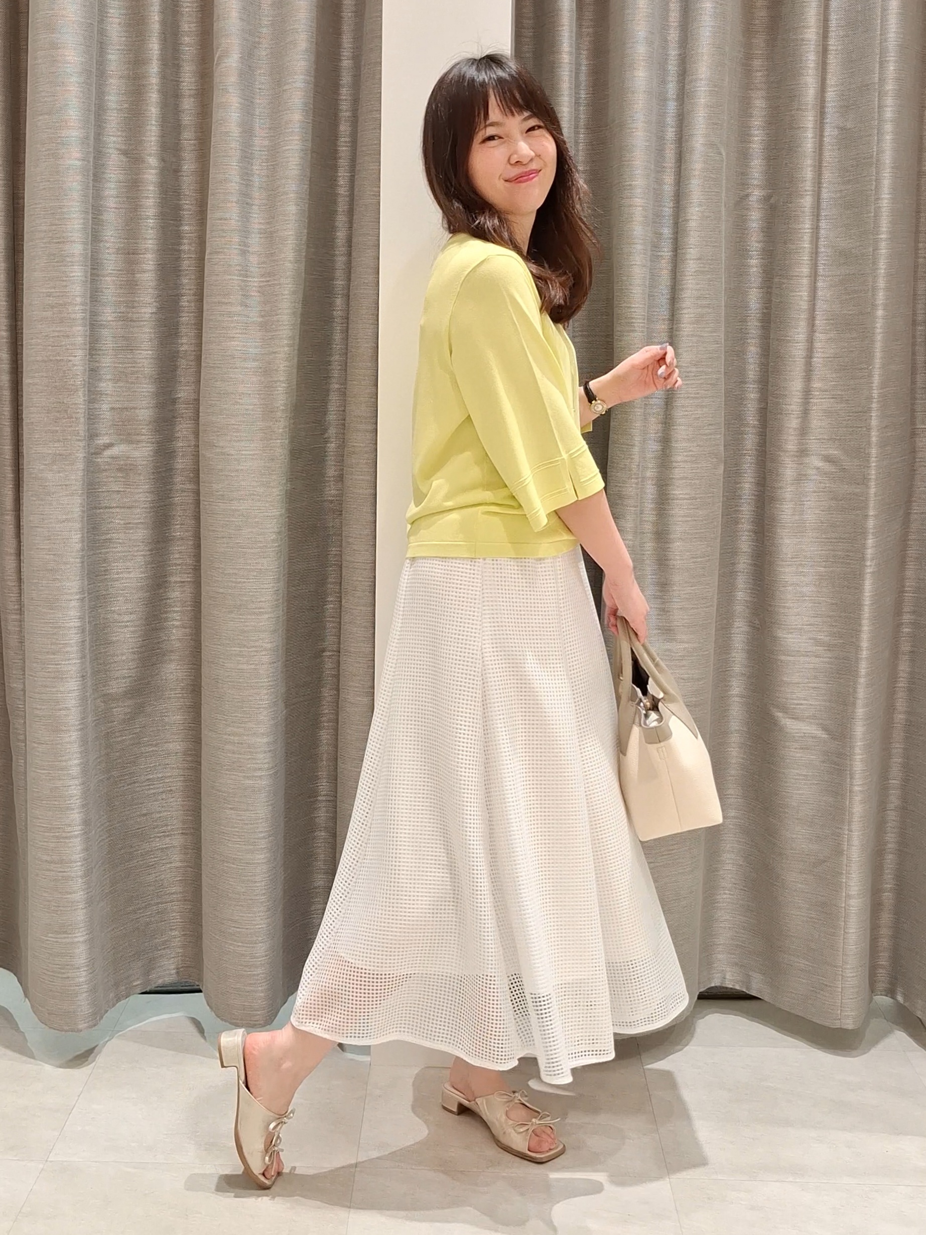 YuKaRiさんの「UNTITLED｜【洗える/清涼感】袖スリットニットプルオーバー」を使ったコーディネート